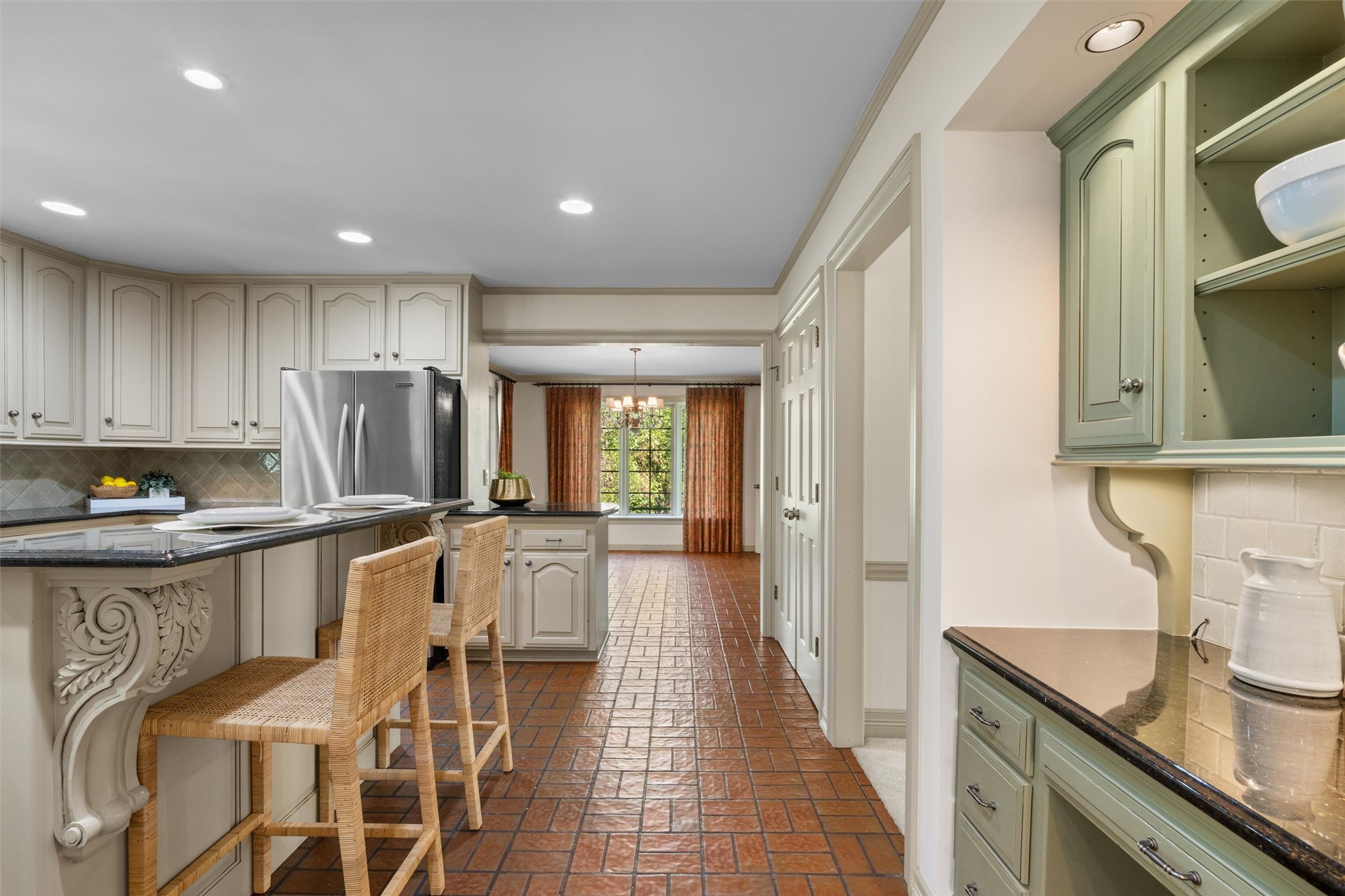 601 Oakridge Drive Property Photo 19