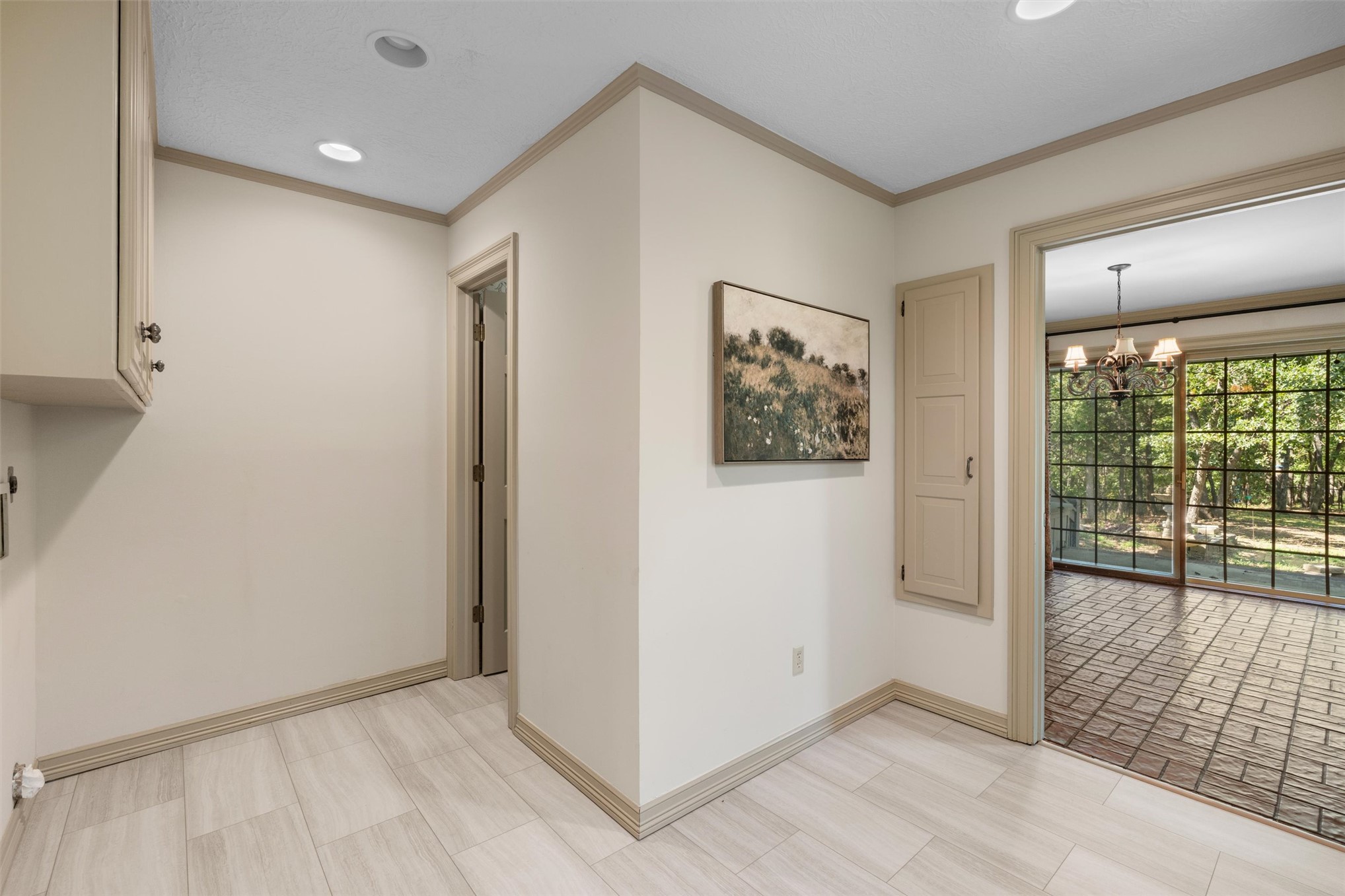 601 Oakridge Drive Property Photo 31