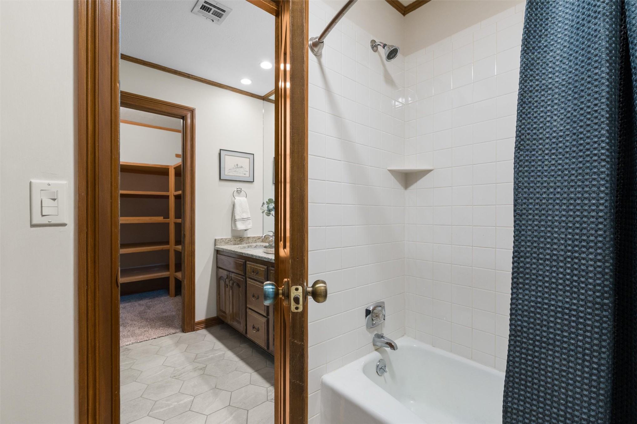601 Oakridge Drive Property Photo 57