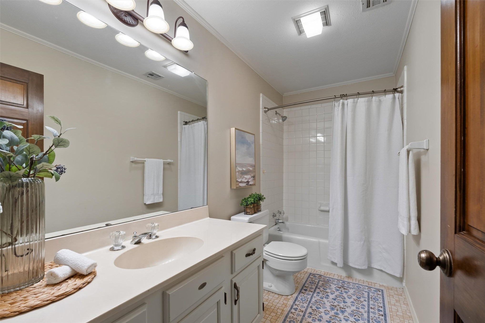 601 Oakridge Drive Property Photo 68