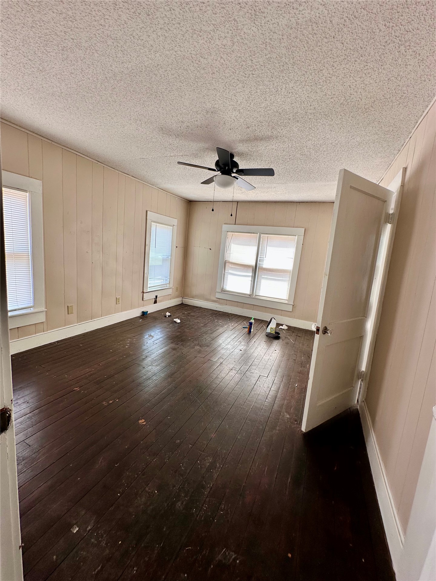 319 W Madison Avenue Property Photo 21