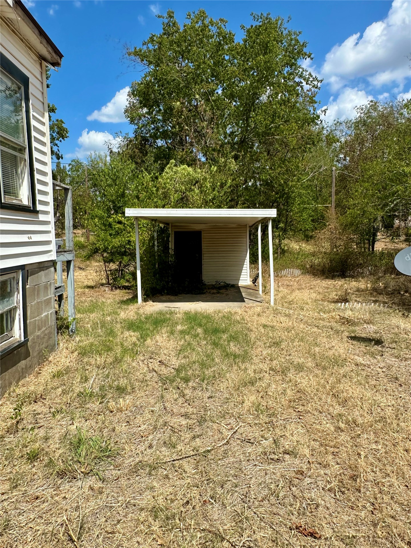 319 W Madison Avenue Property Photo 36