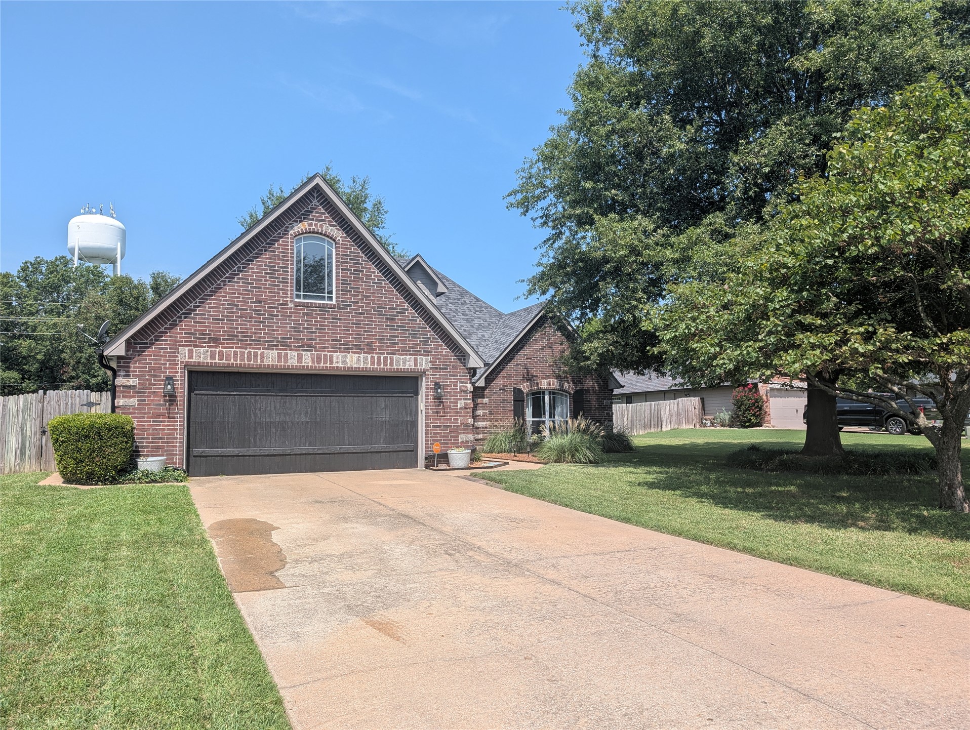 25600 Briar Drive