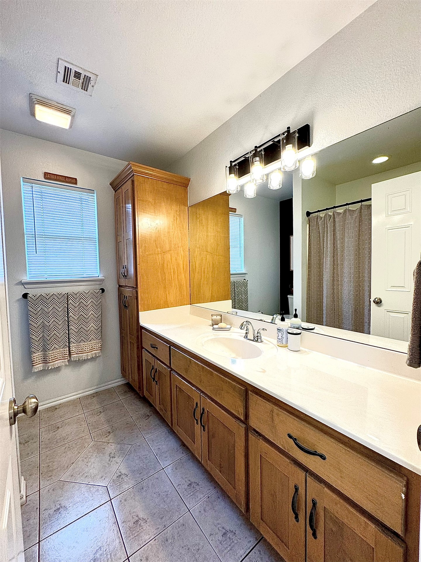 25600 Briar Drive Property Photo 32