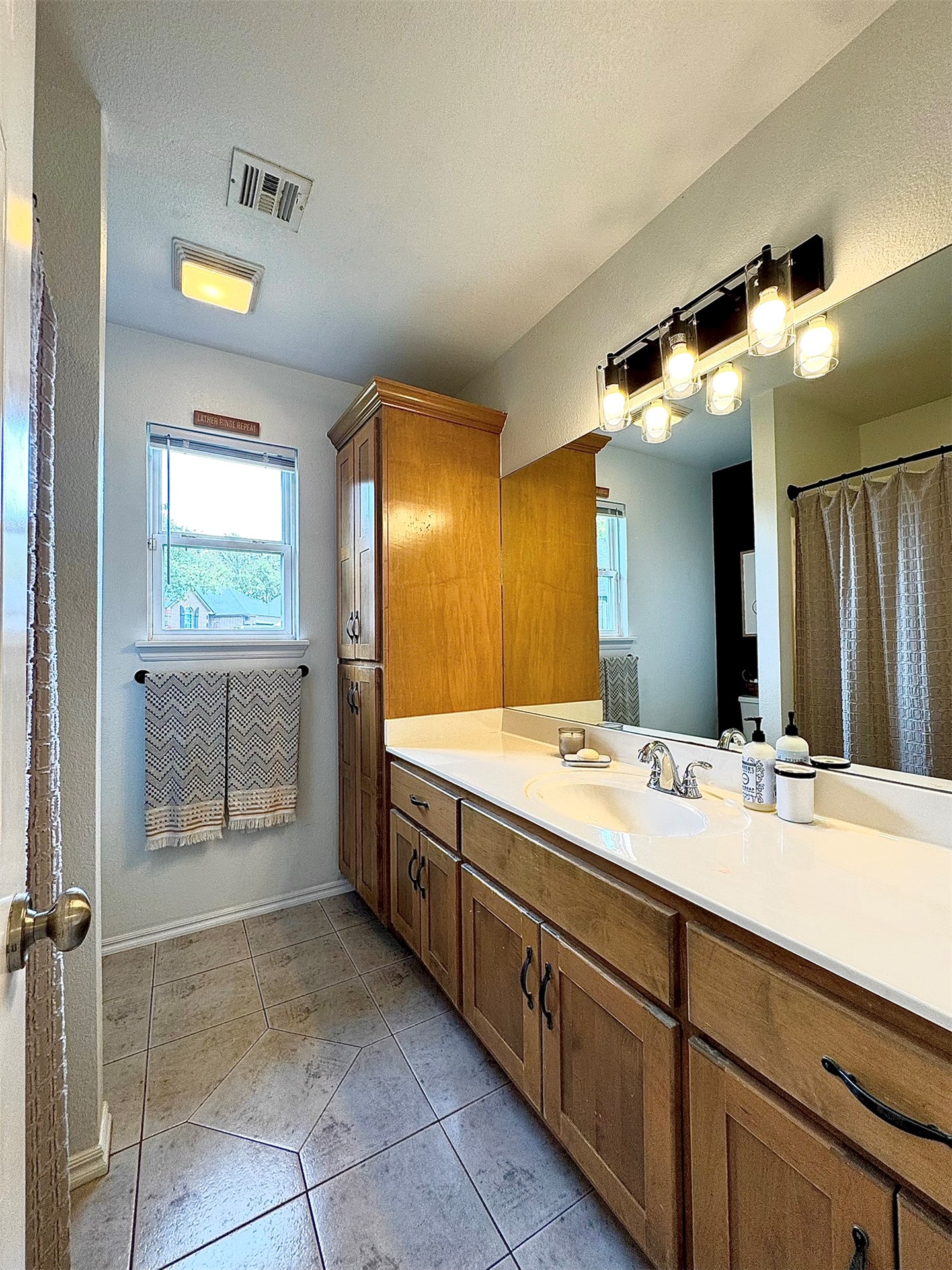 25600 Briar Drive Property Photo 34