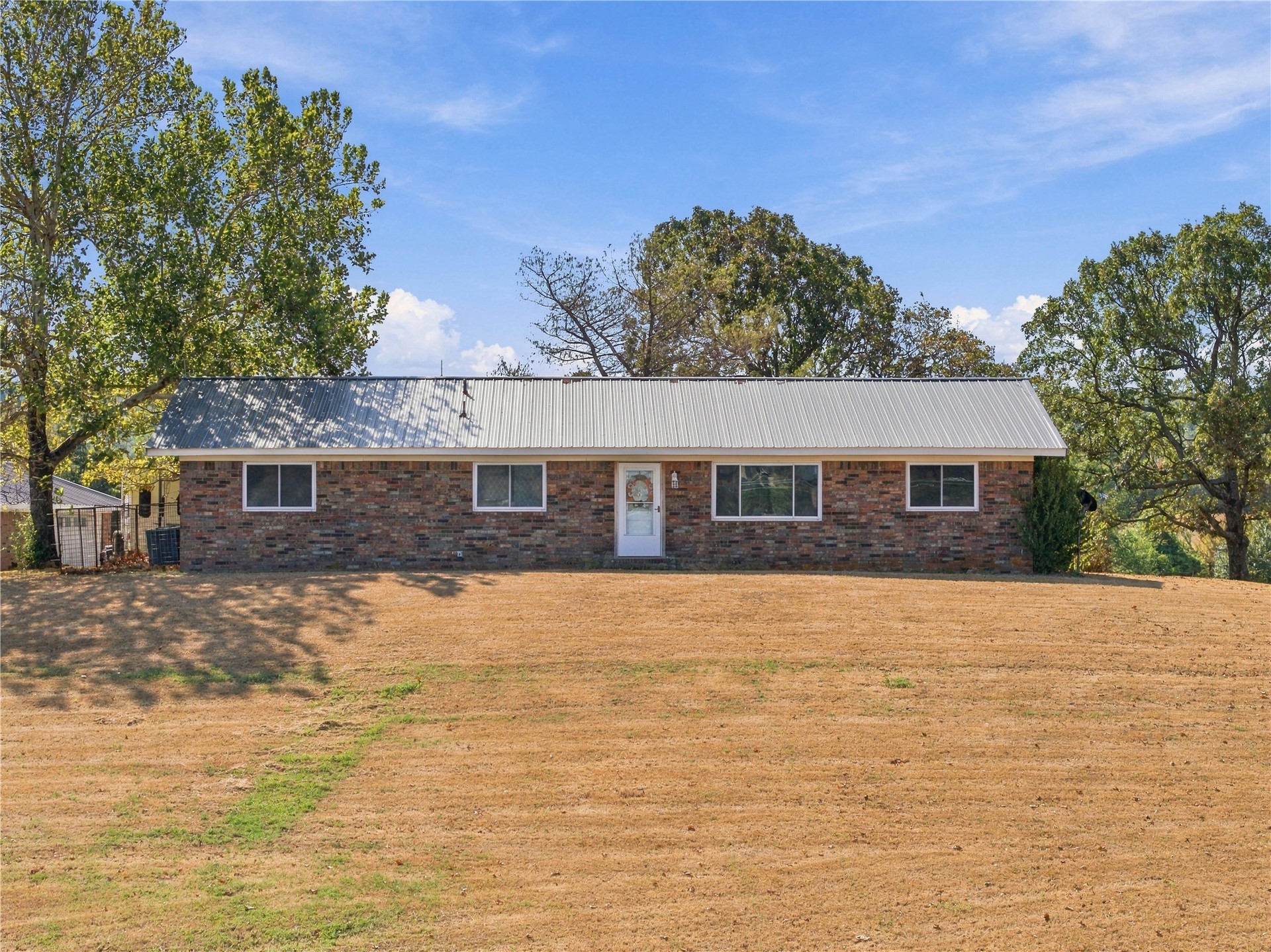 30244 S Highway 71 Property Photo 3