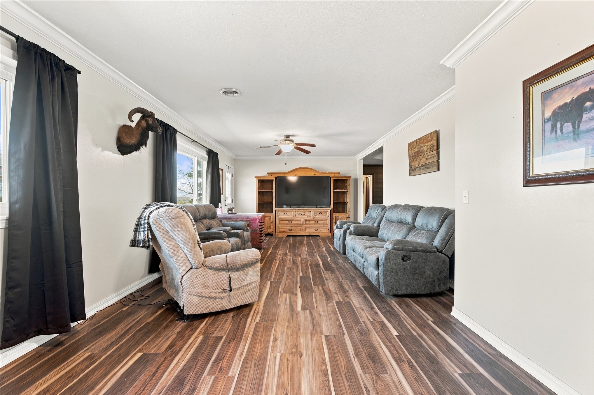 30244 S Highway 71 Property Photo 7
