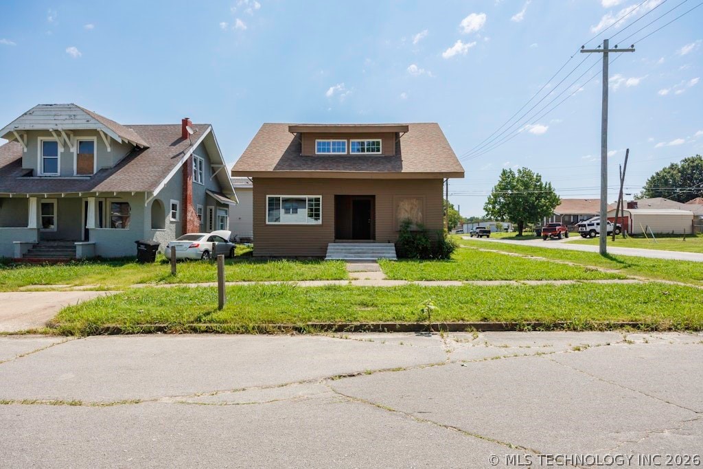 218 S Creek Avenue Property Photo 2