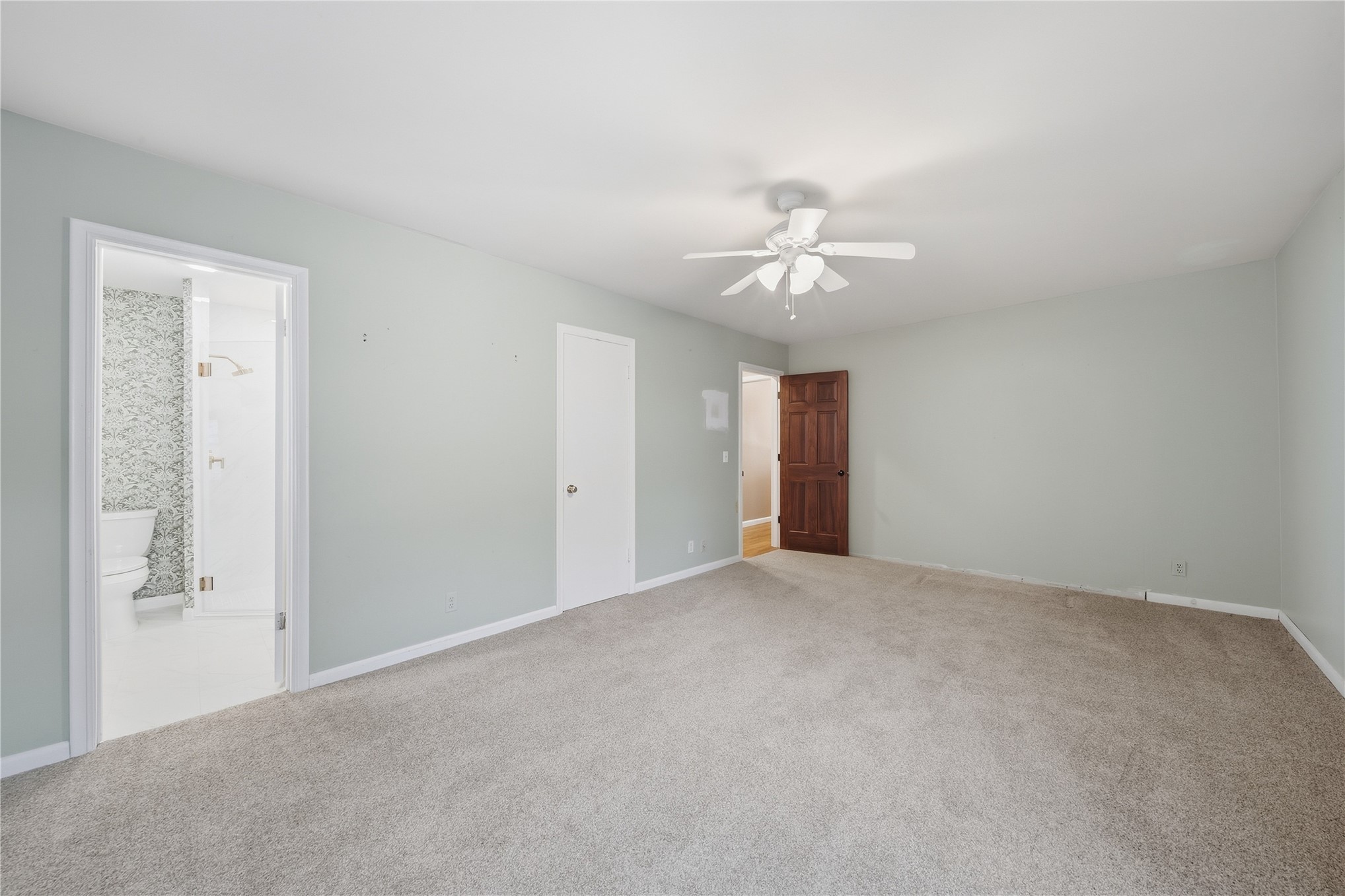 2131 E 31st Street Property Photo 23