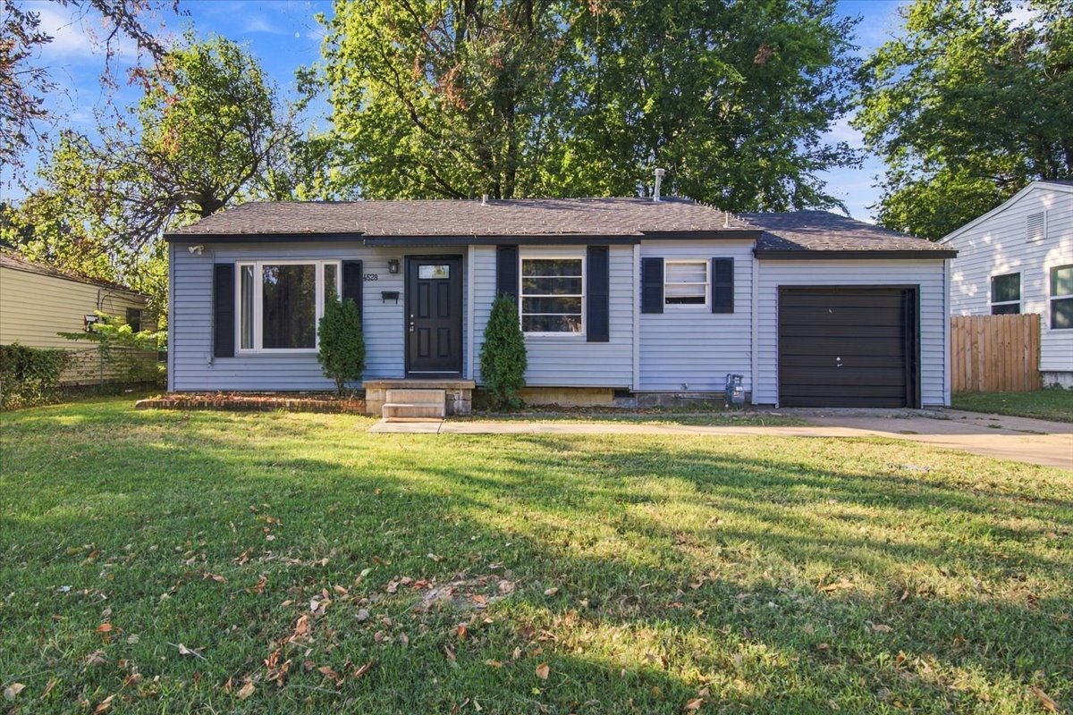 4528 E 4 Place Property Photo 1