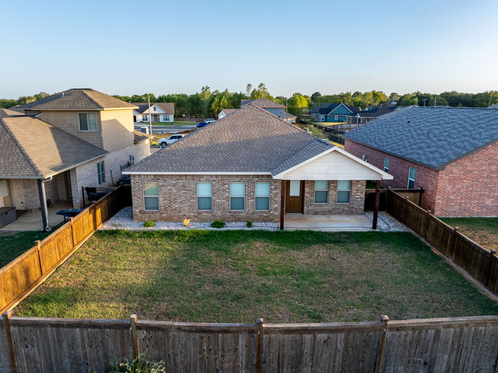 108 Tallgrass Street Property Photo 5