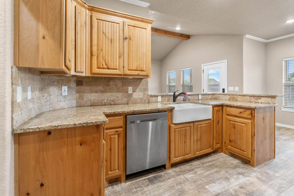 108 Tallgrass Street Property Photo 14