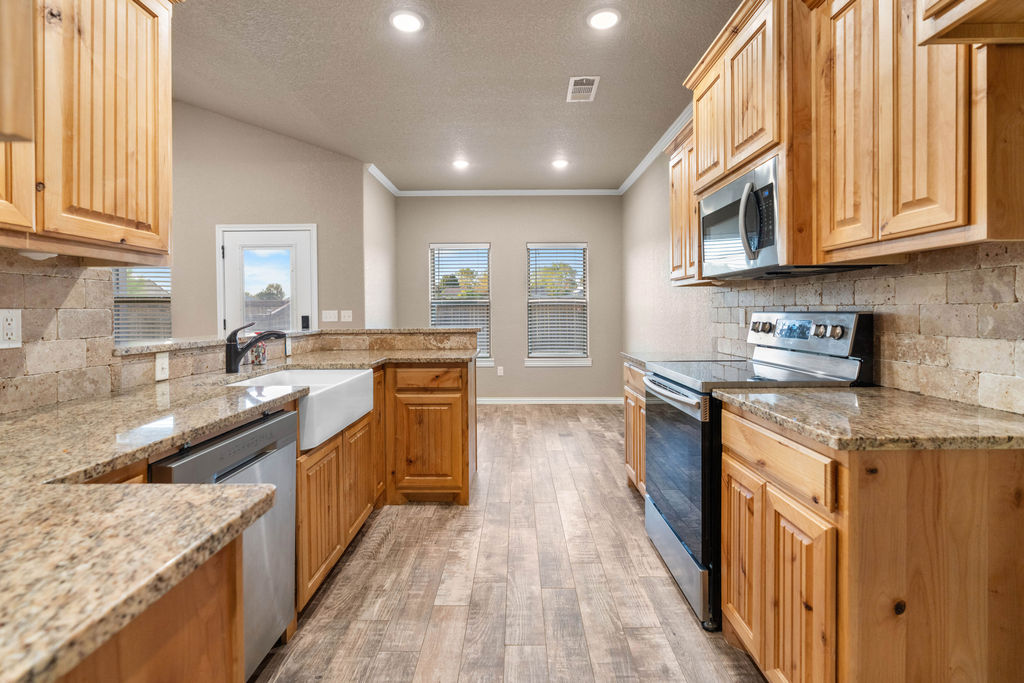 108 Tallgrass Street Property Photo 15