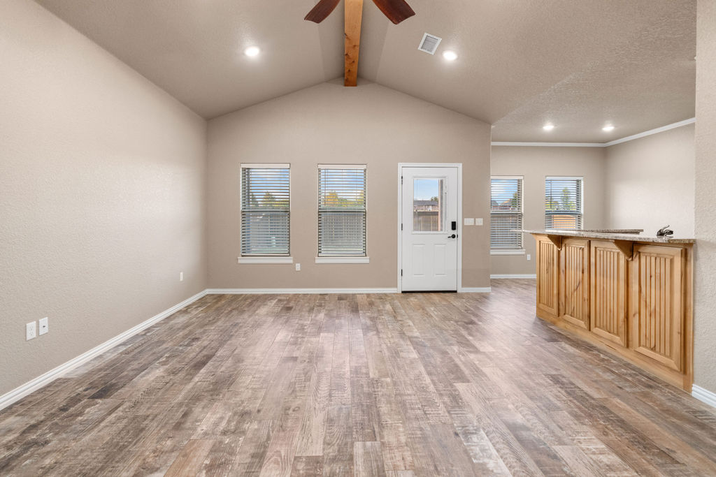 108 Tallgrass Street Property Photo 17