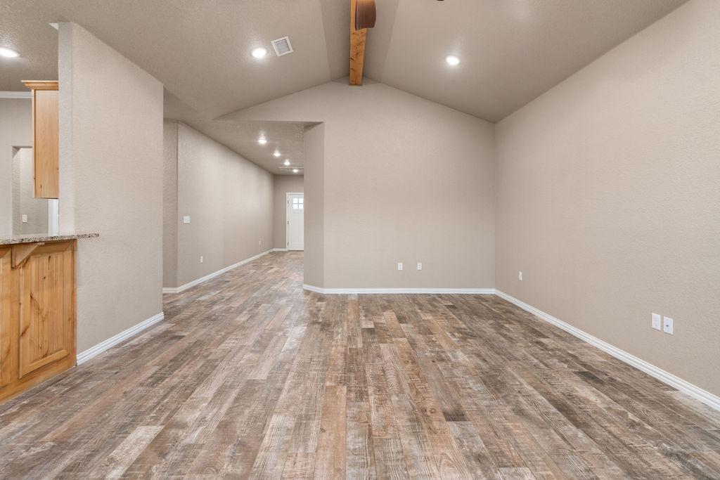 108 Tallgrass Street Property Photo 19
