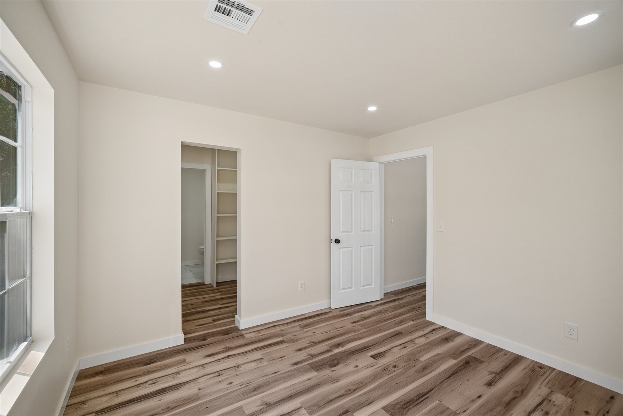 16254 E 410 Road Property Photo 10