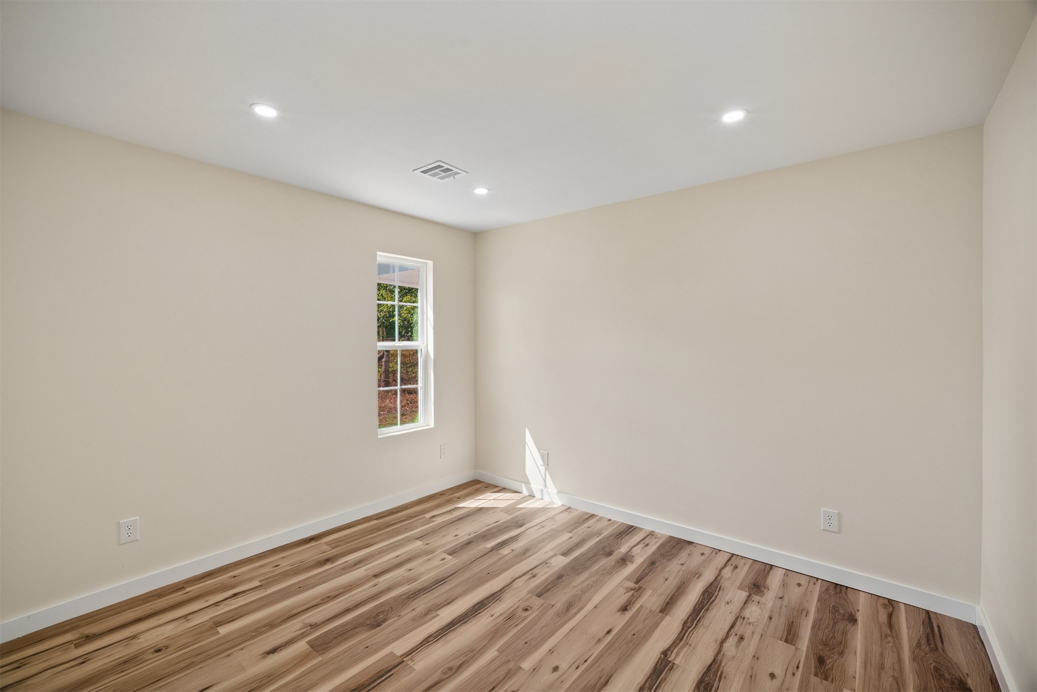 16254 E 410 Road Property Photo 25