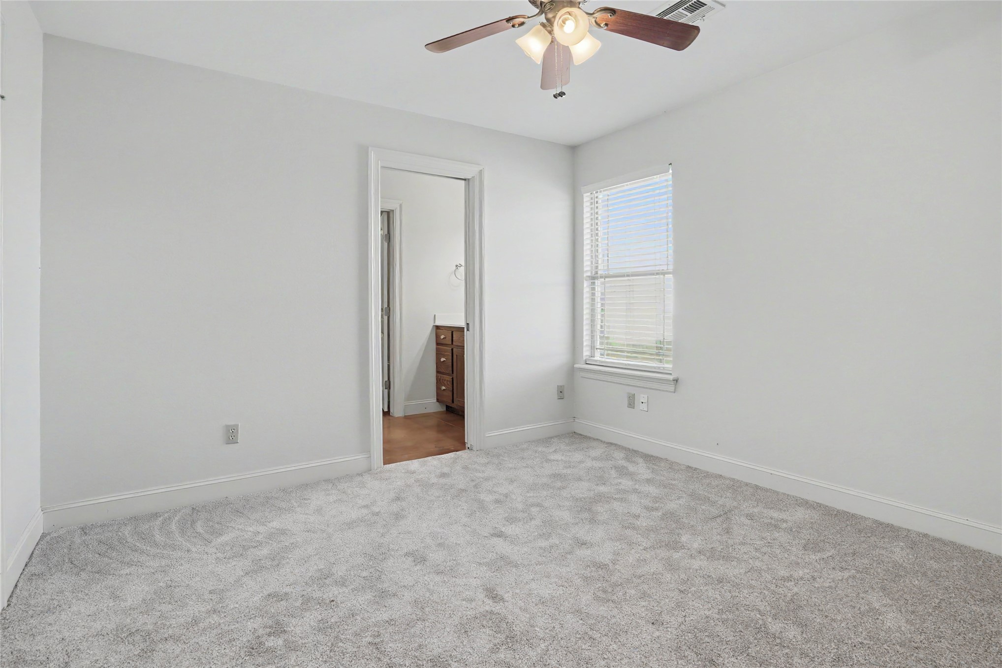 16238 S 43rd Avenue E Property Photo 33