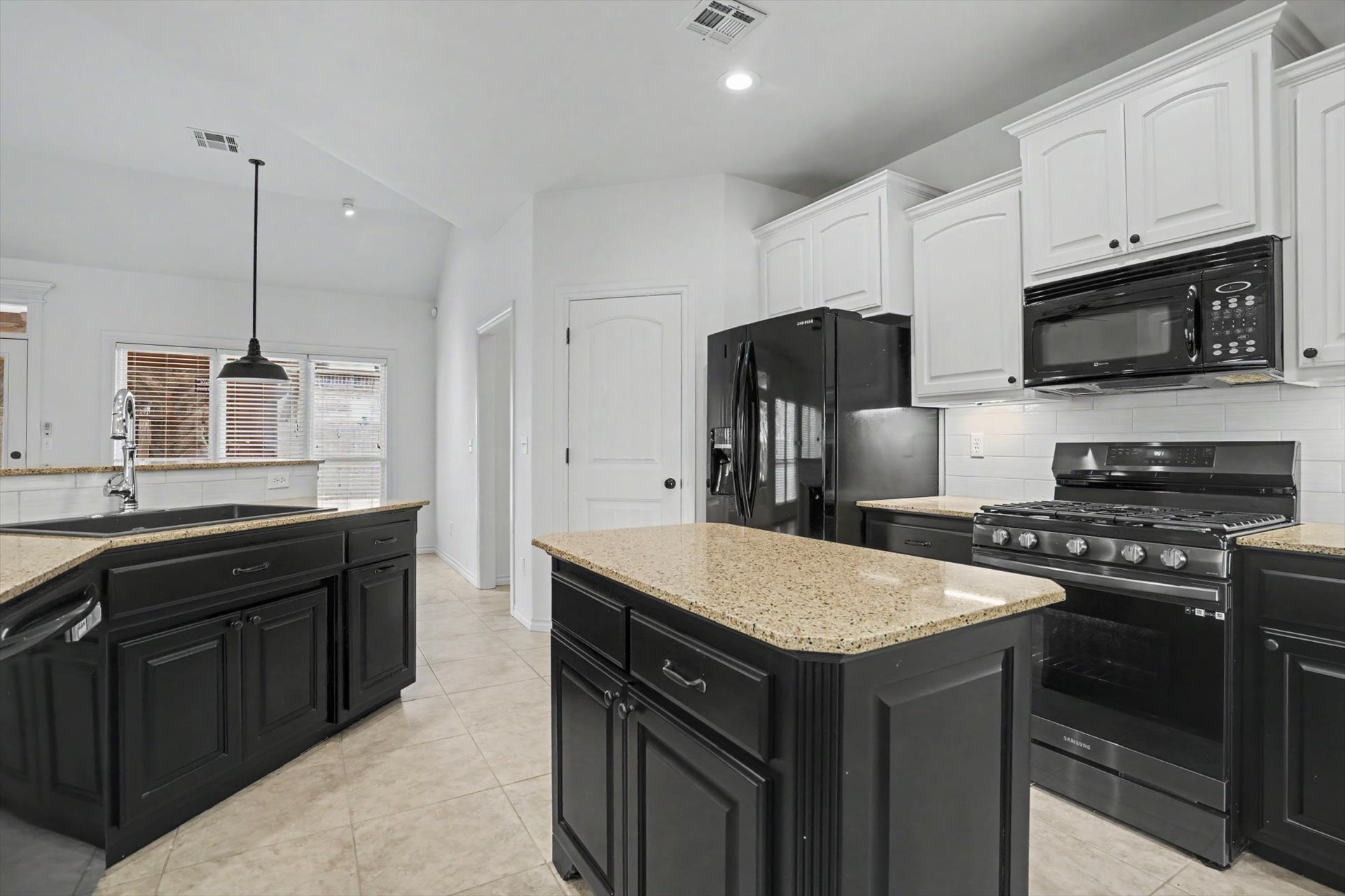4651 E 144th Place S Property Photo 20