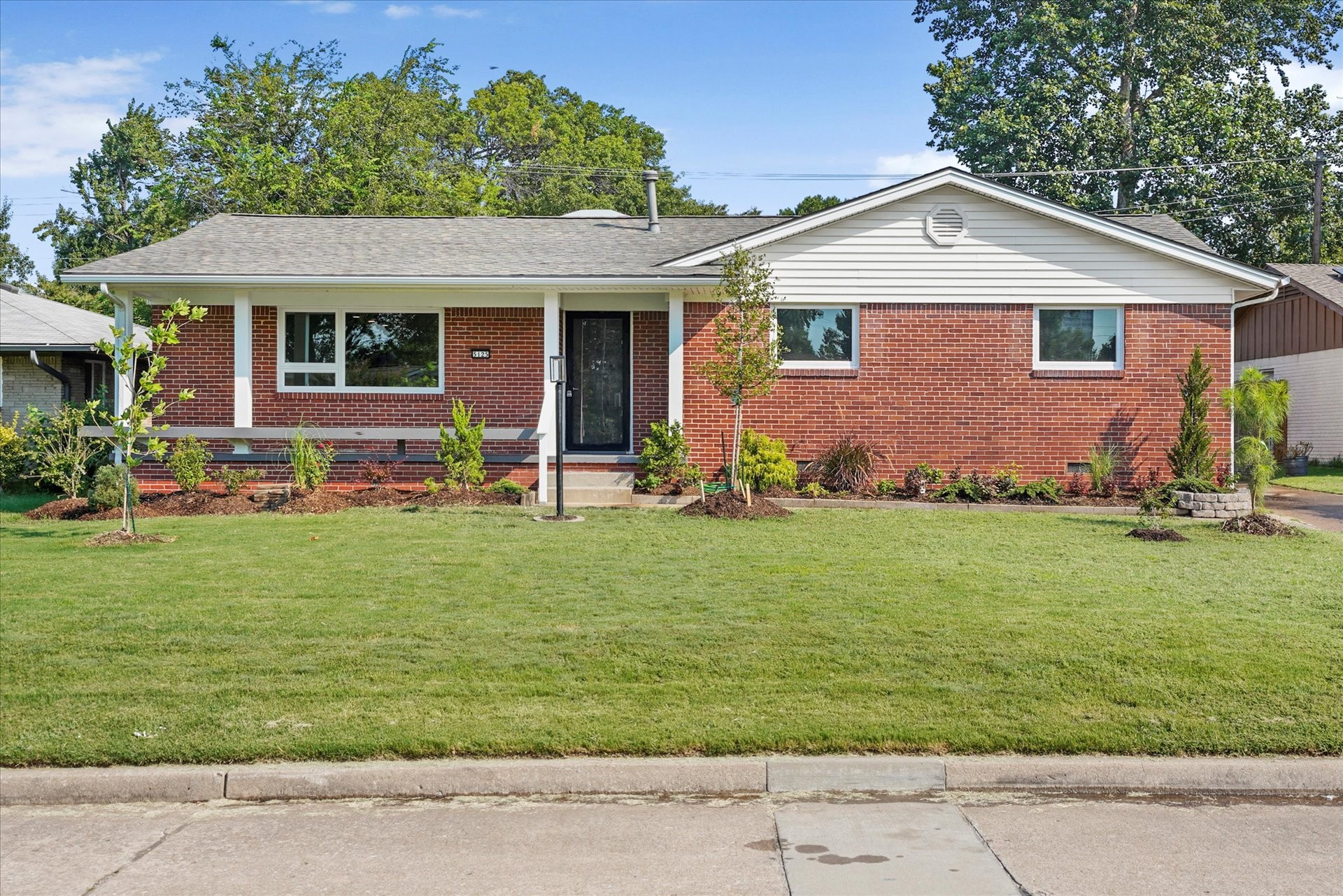 5125 E 27th Place Property Photo 1