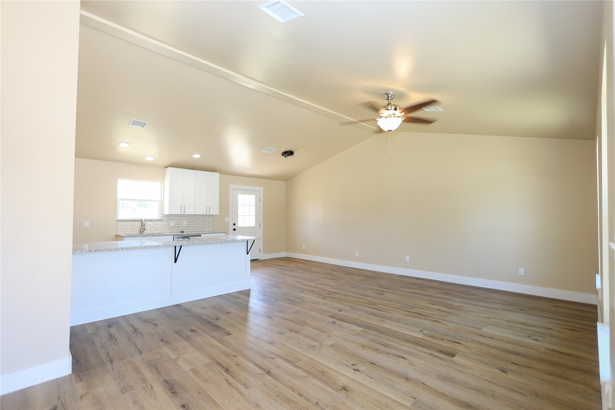 1901 3rd Property Photo 2