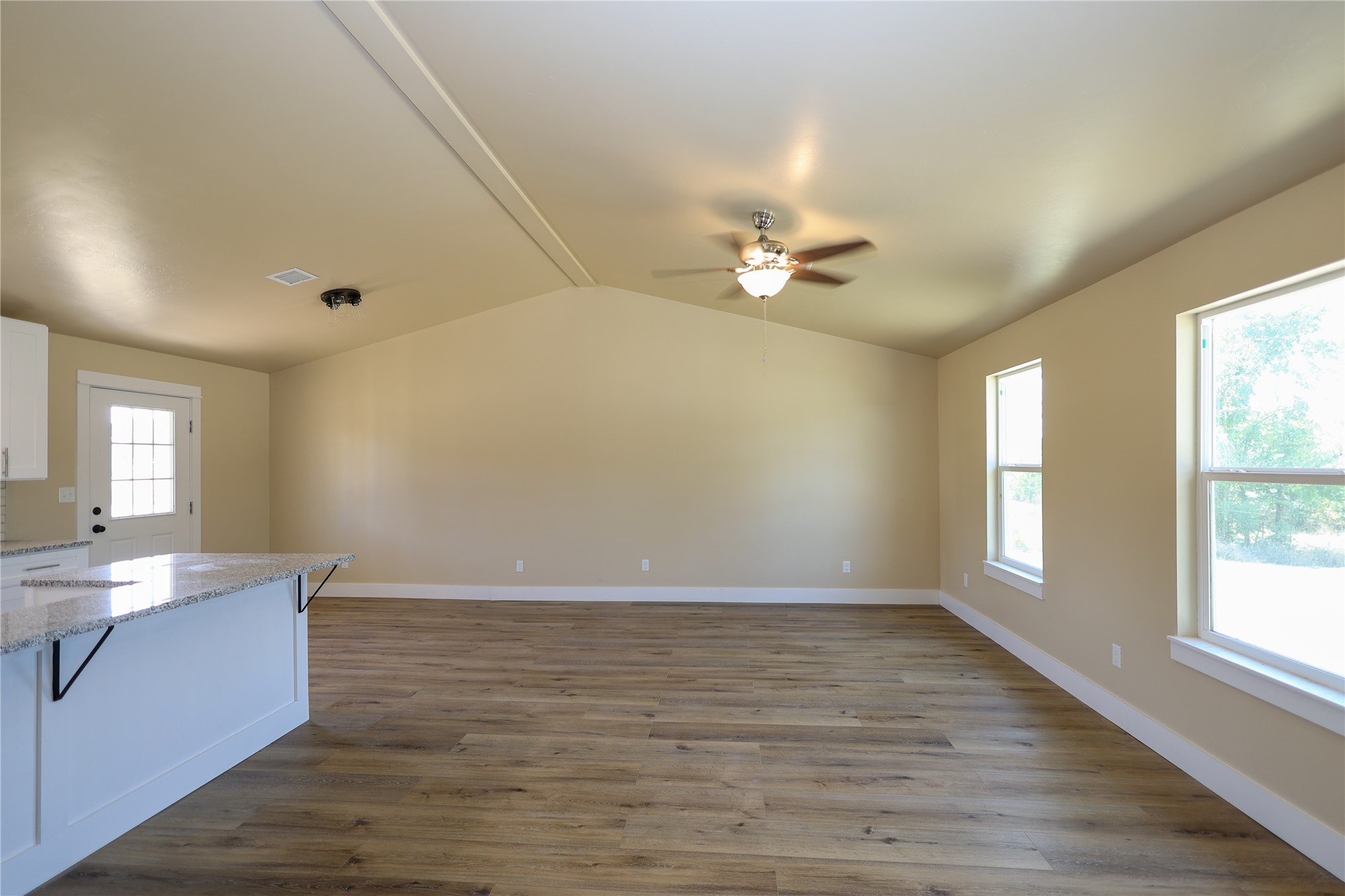 1901 3rd Property Photo 3