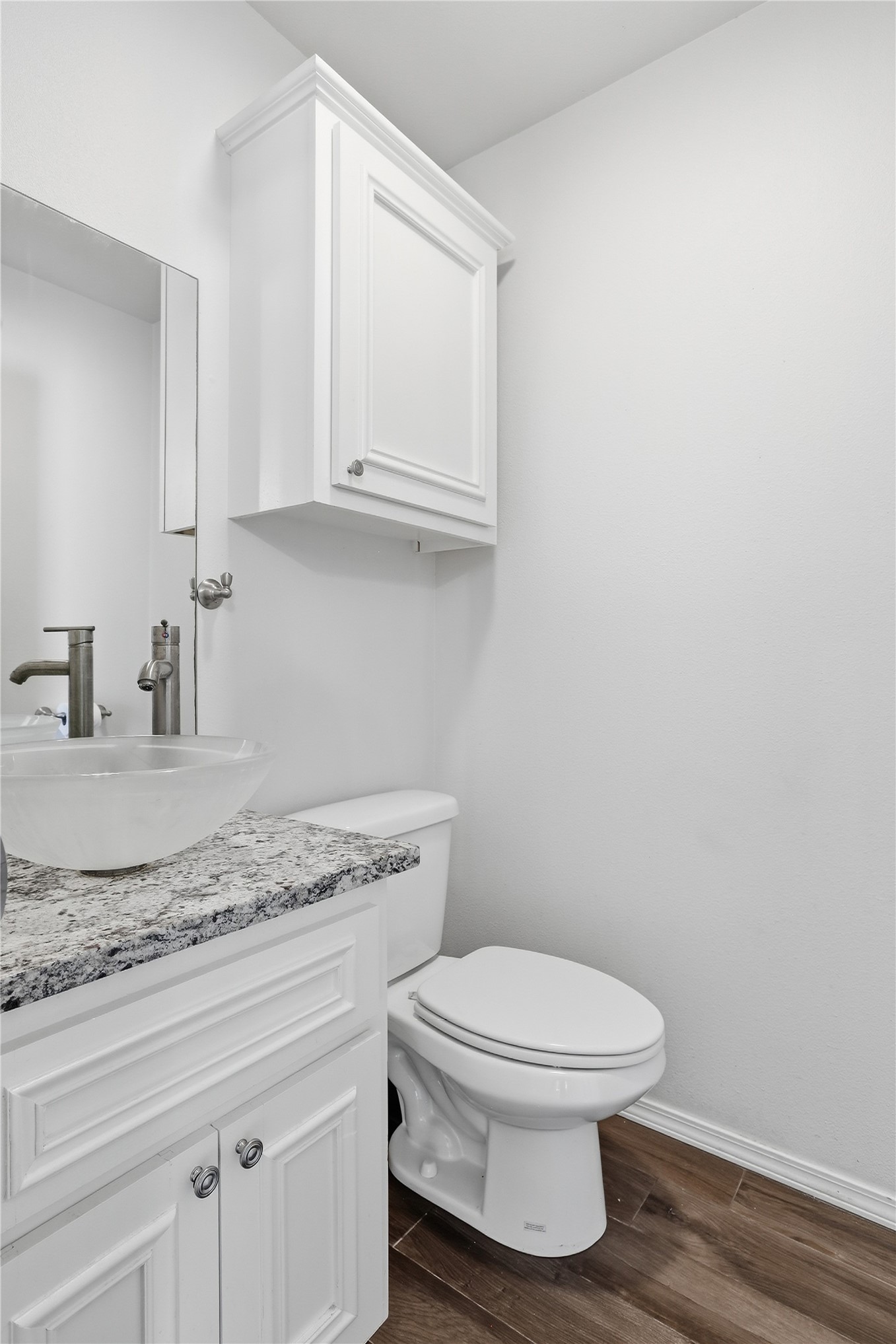 2631 W 68th Street Property Photo 12