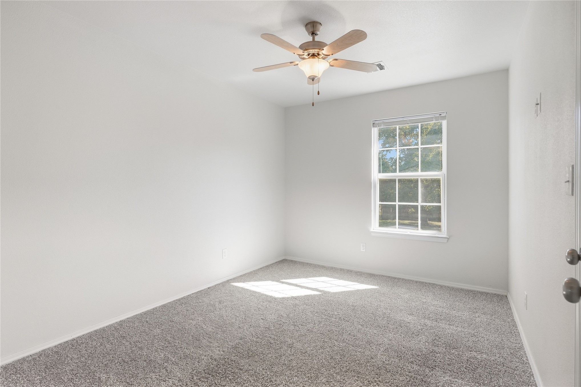 2631 W 68th Street Property Photo 16