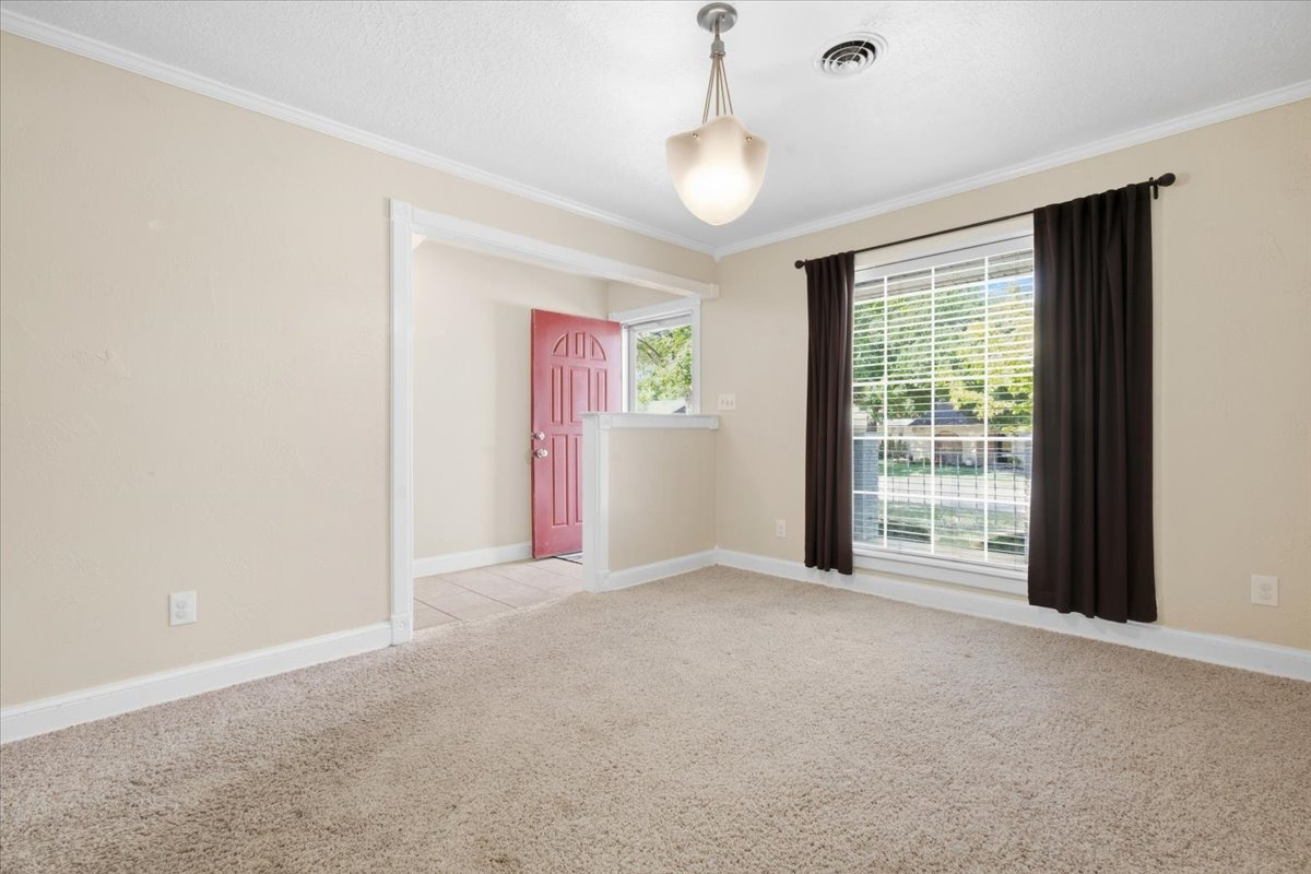 620 Ann Property Photo 8