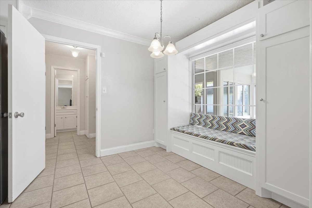 620 Ann Property Photo 16