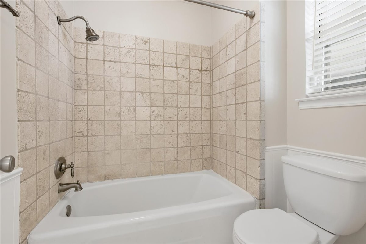 620 Ann Property Photo 25