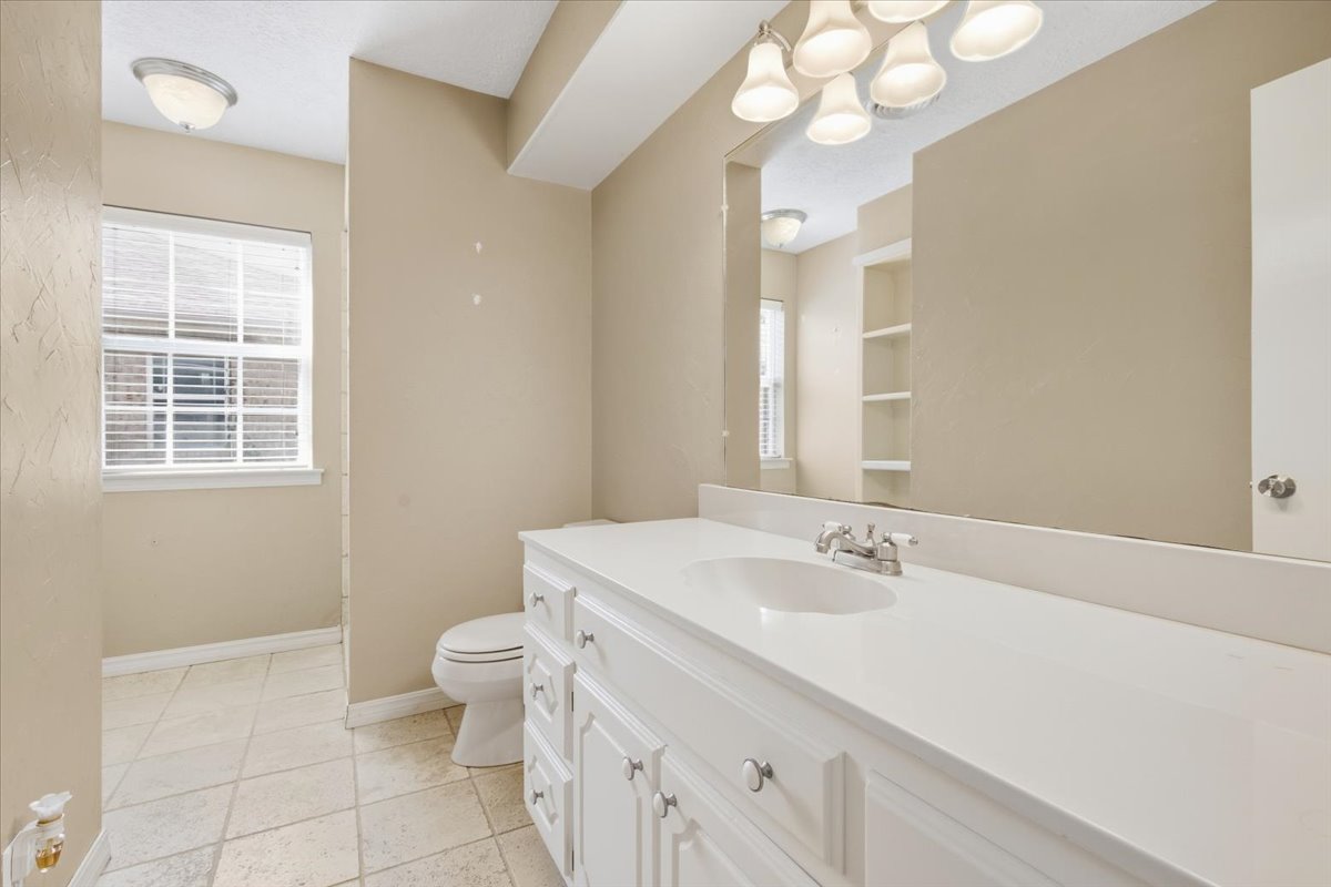 620 Ann Property Photo 27