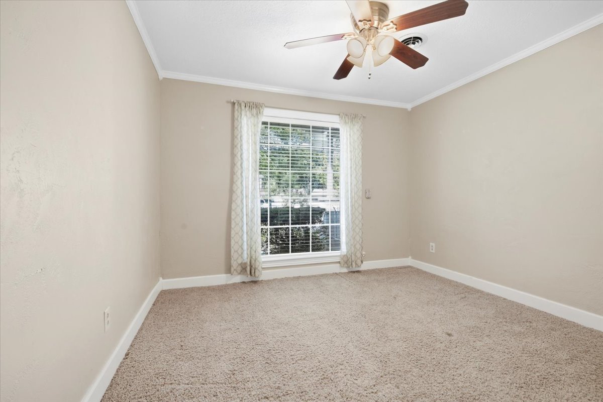 620 Ann Property Photo 31