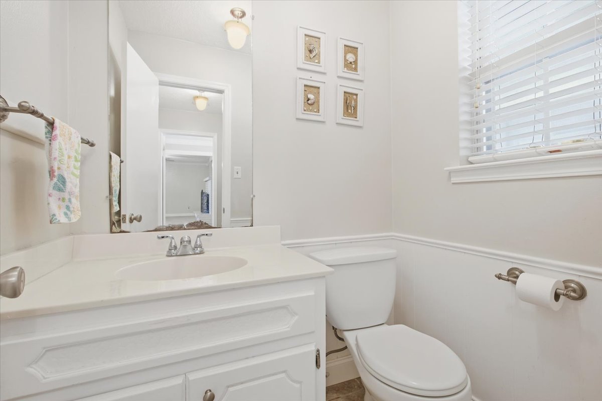 620 Ann Property Photo 33