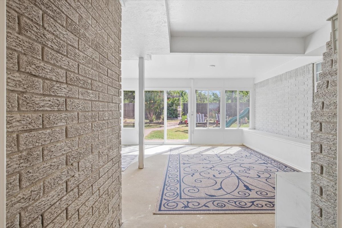 620 Ann Property Photo 34