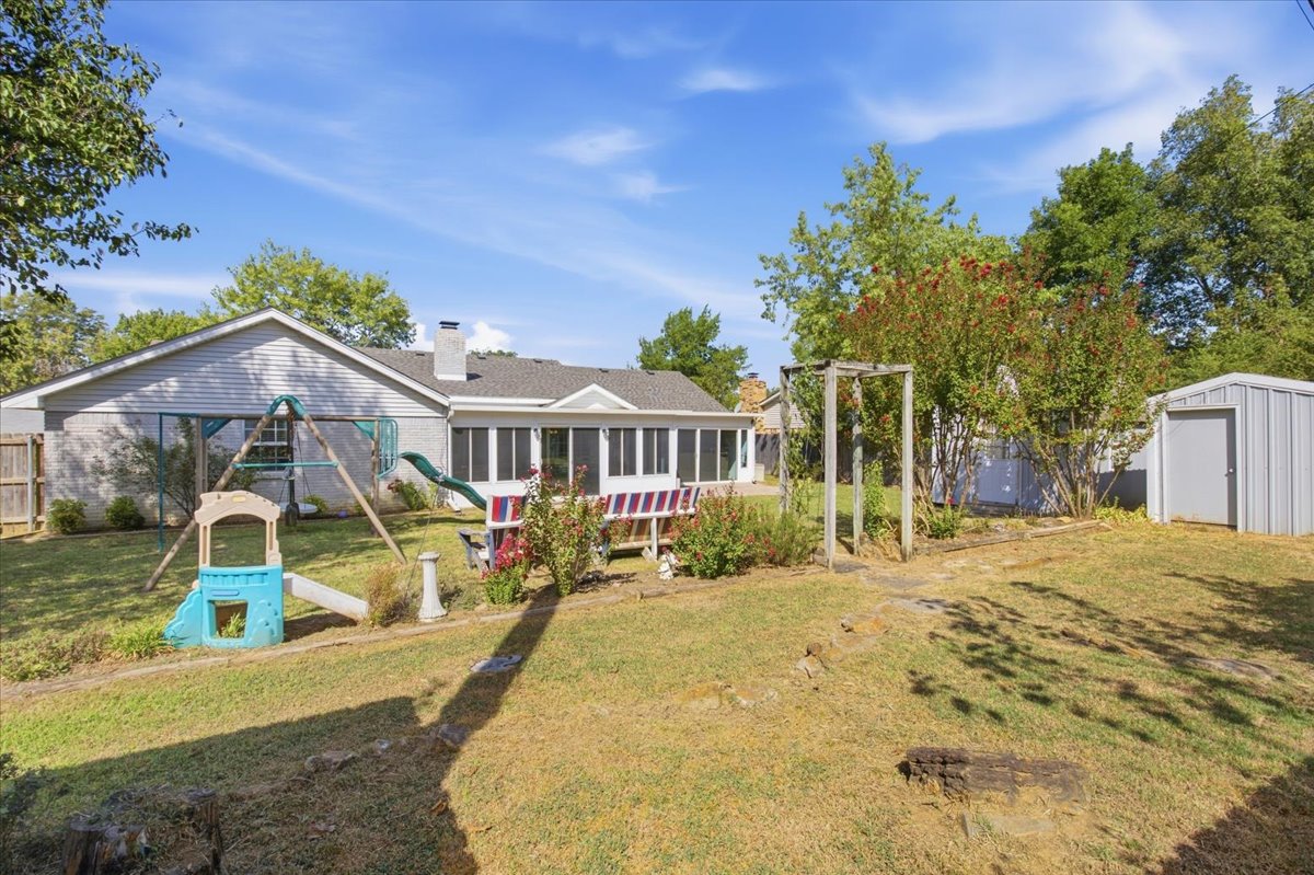 620 Ann Property Photo 40