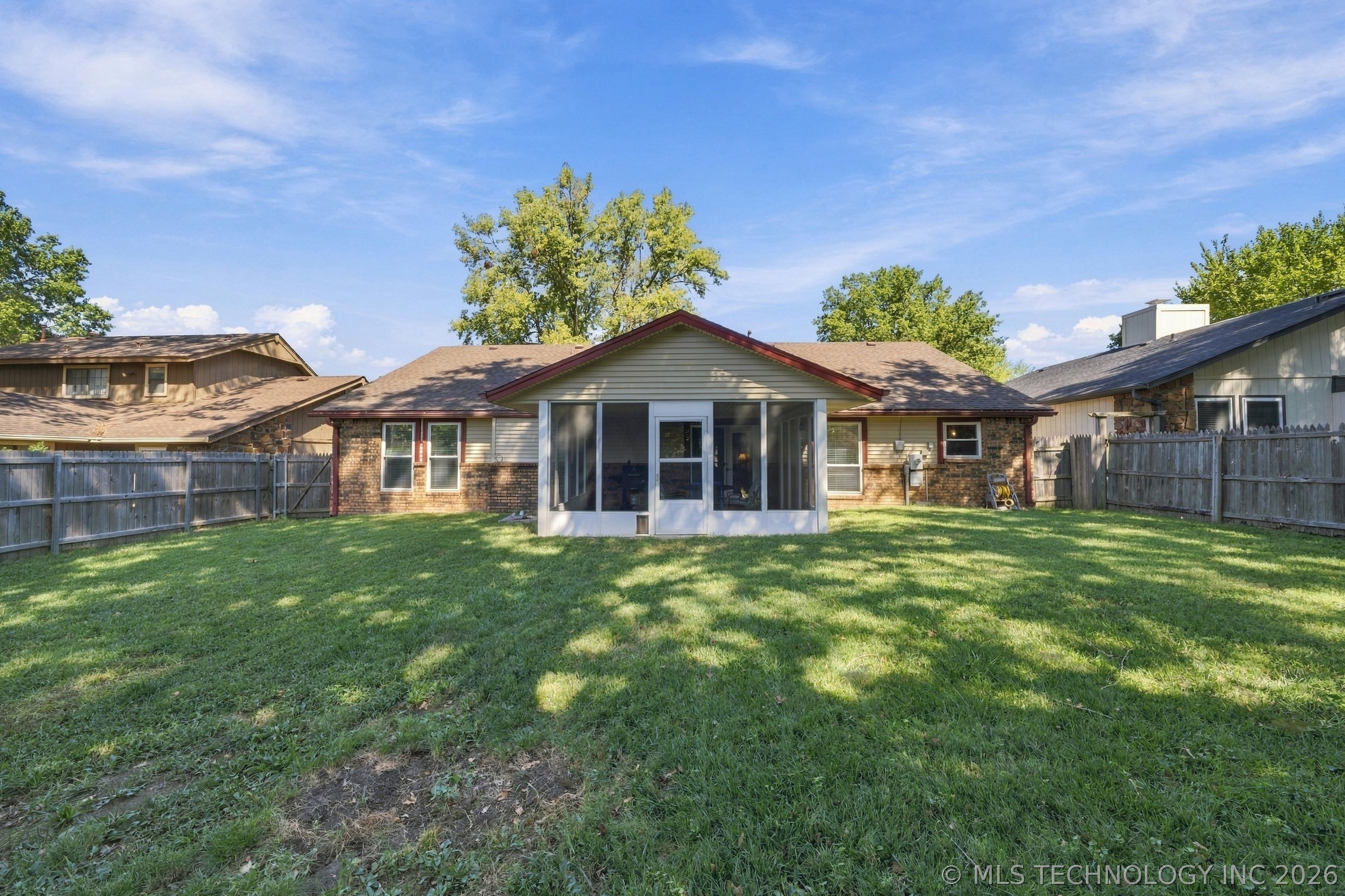2317 W Louisville Street Property Photo 25