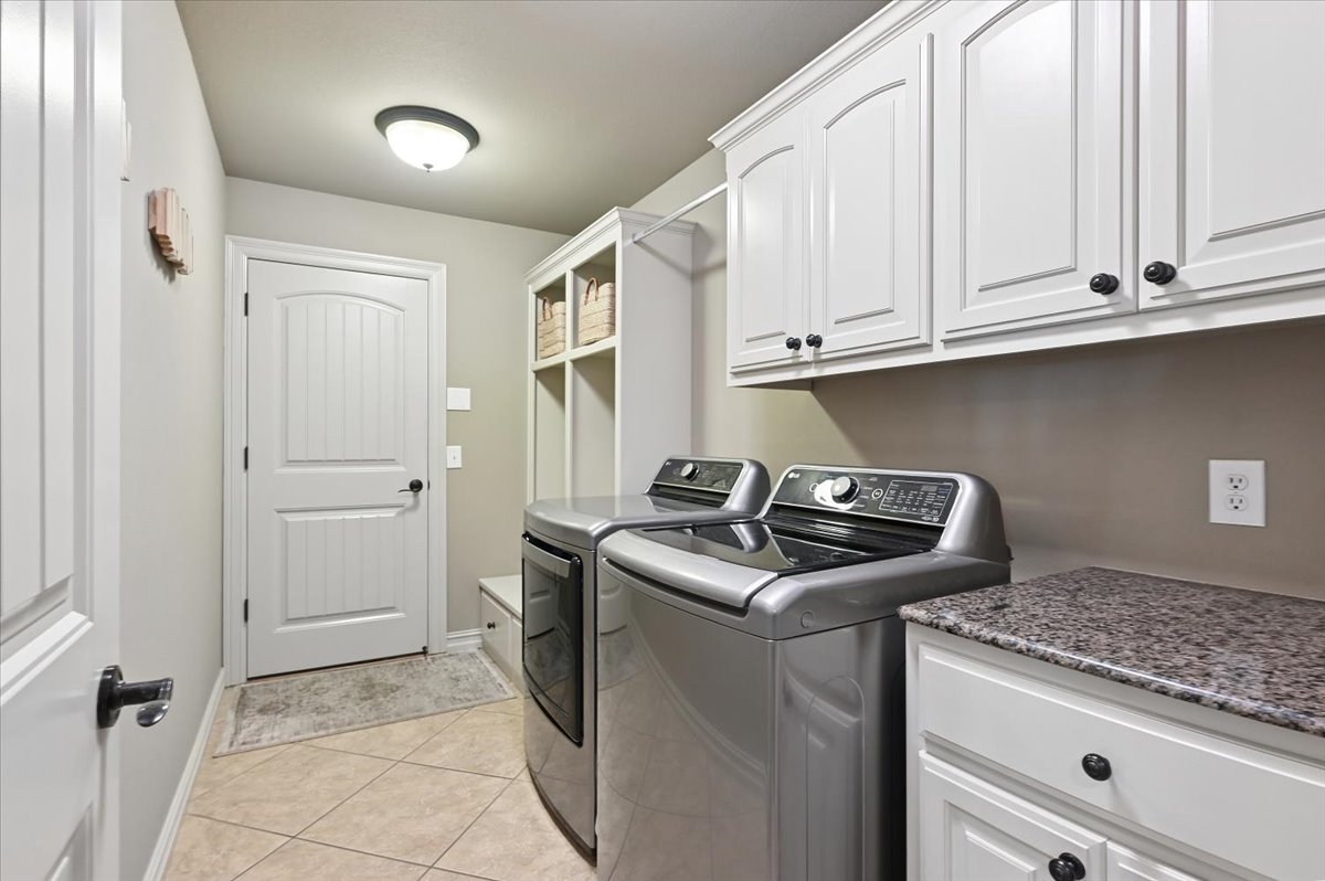 5018 S 164th East Avenue Property Photo 48
