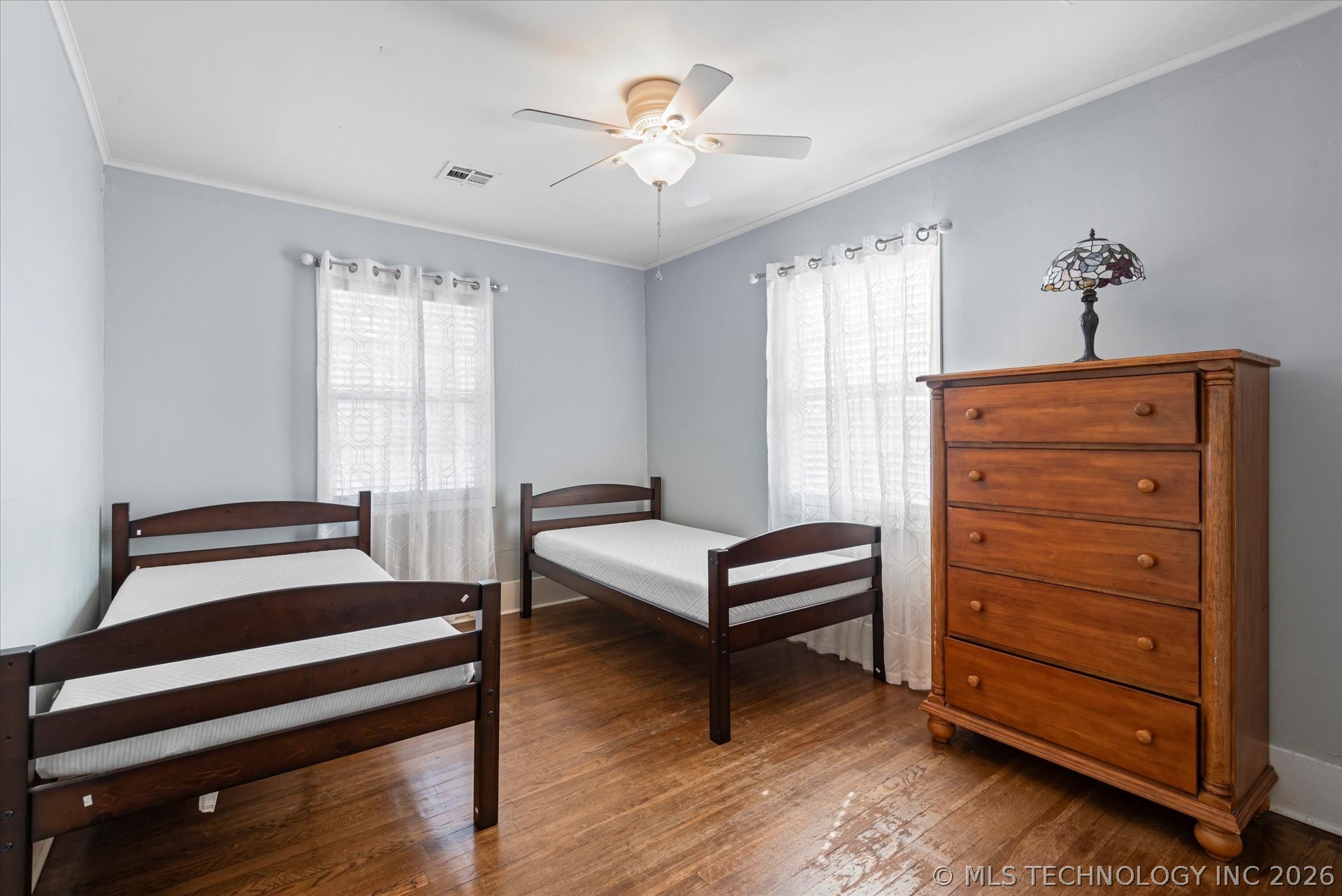 1433 S Dewey Avenue Property Photo 21