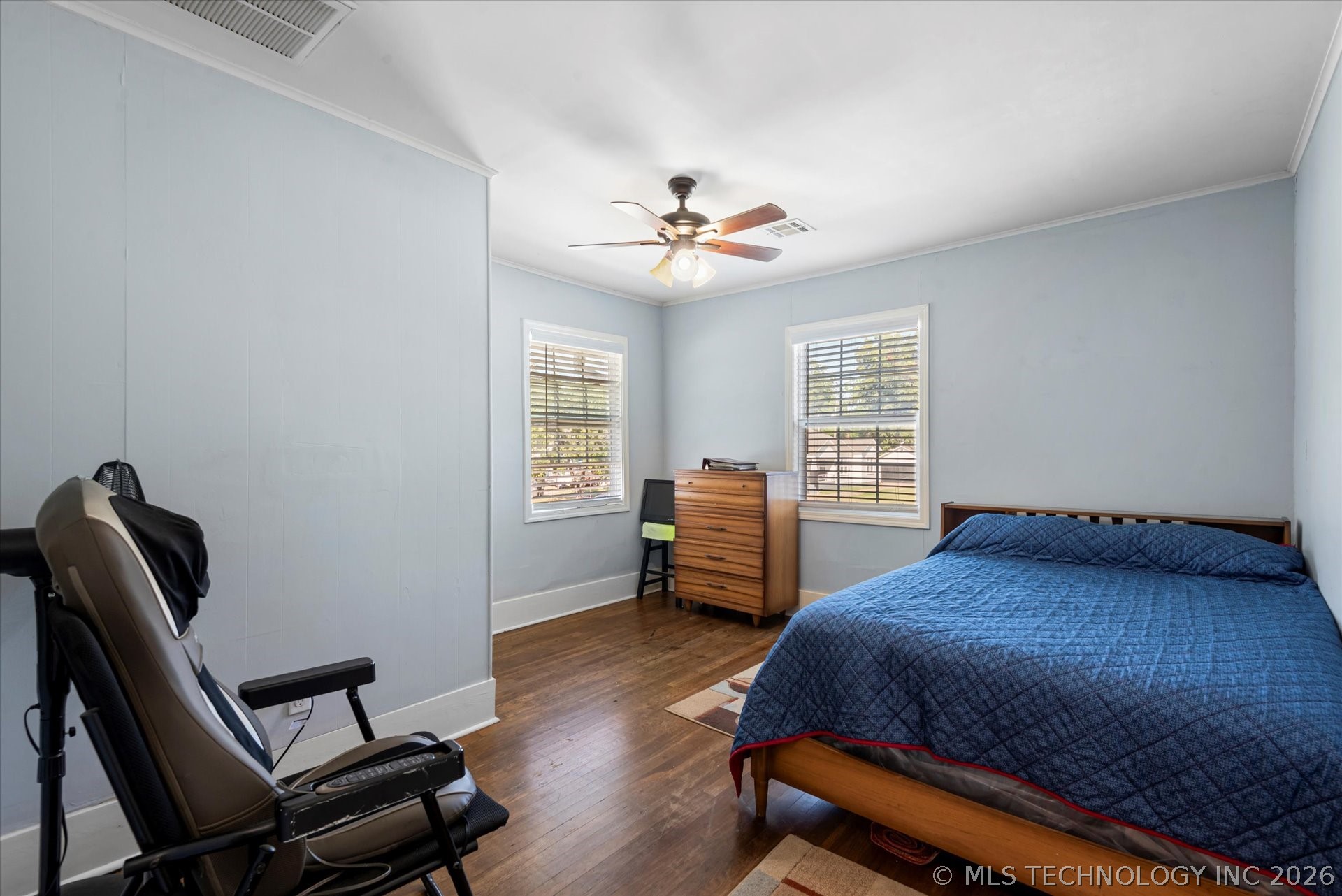 1433 S Dewey Avenue Property Photo 23