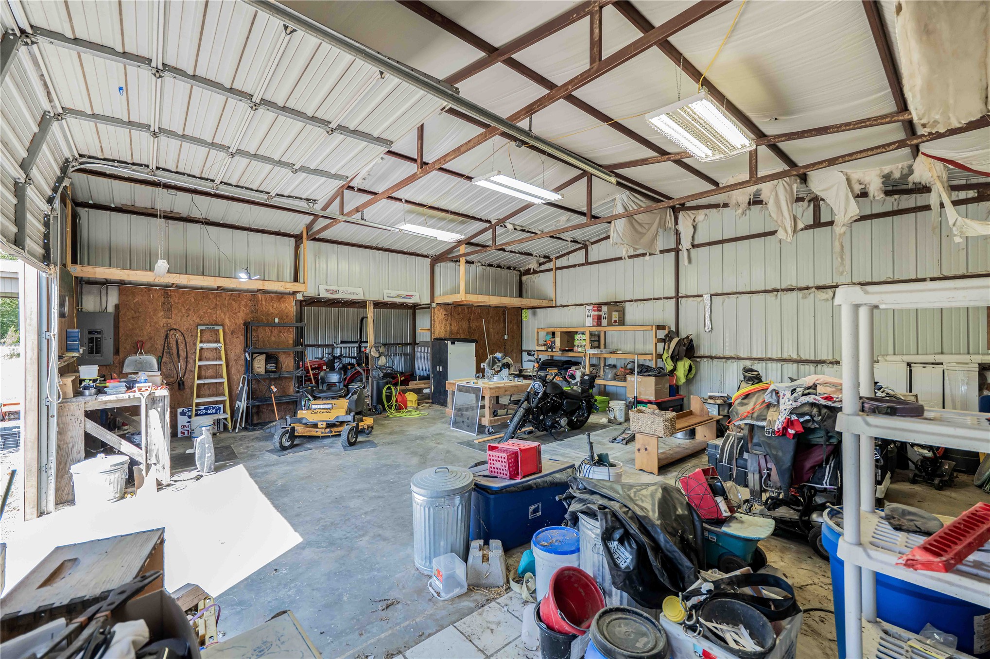 18747 Cowshed Crossing Property Photo 27