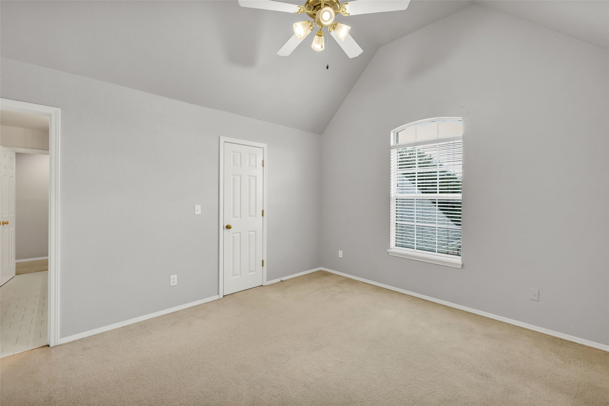 9518 S 86th East Avenue Property Photo 40