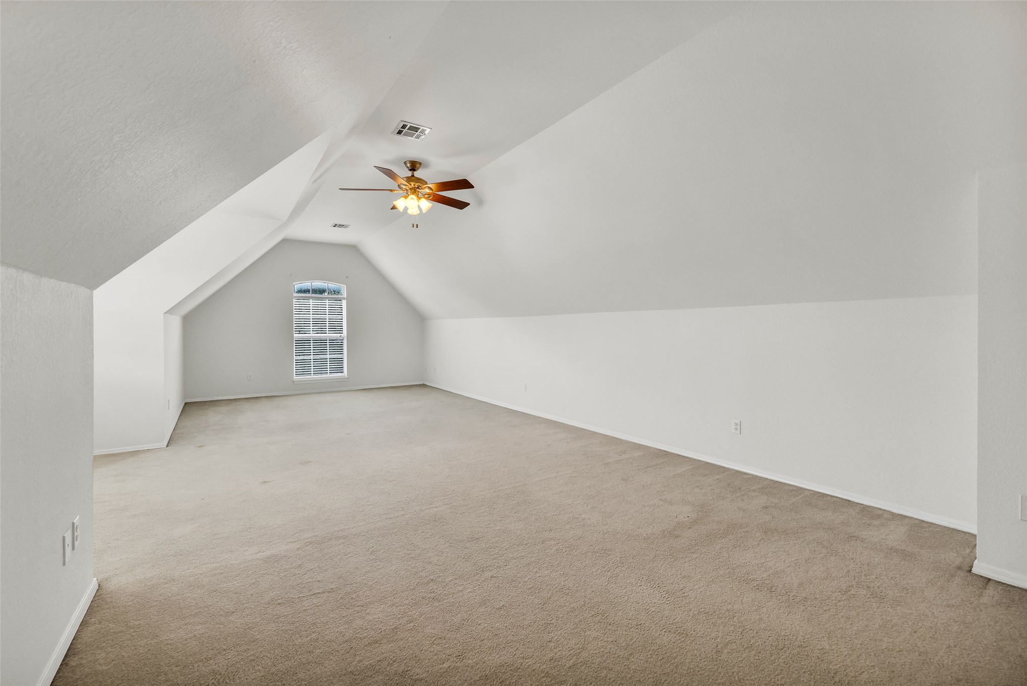 9518 S 86th East Avenue Property Photo 45