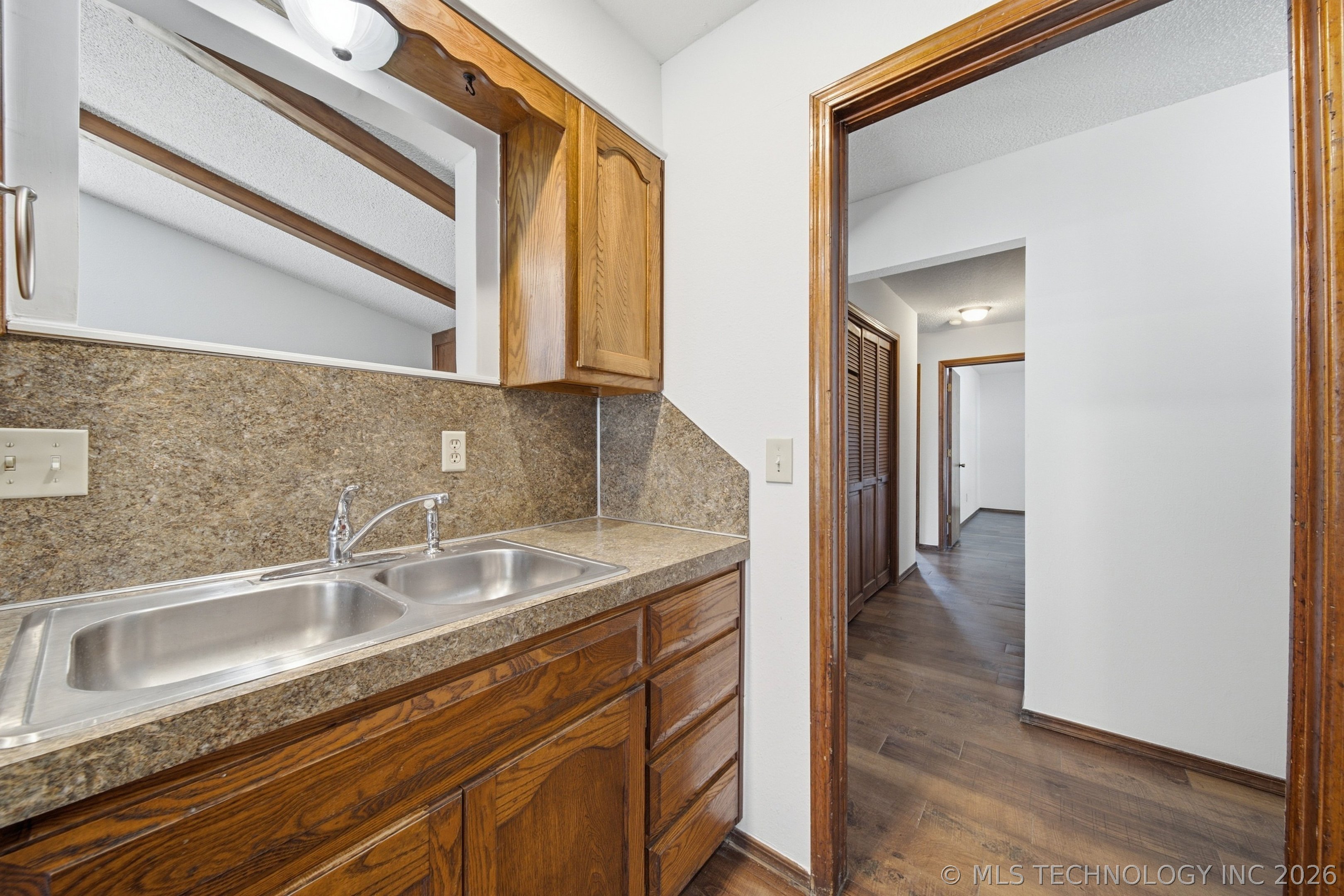 3903 S Walnut Place Property Photo 14