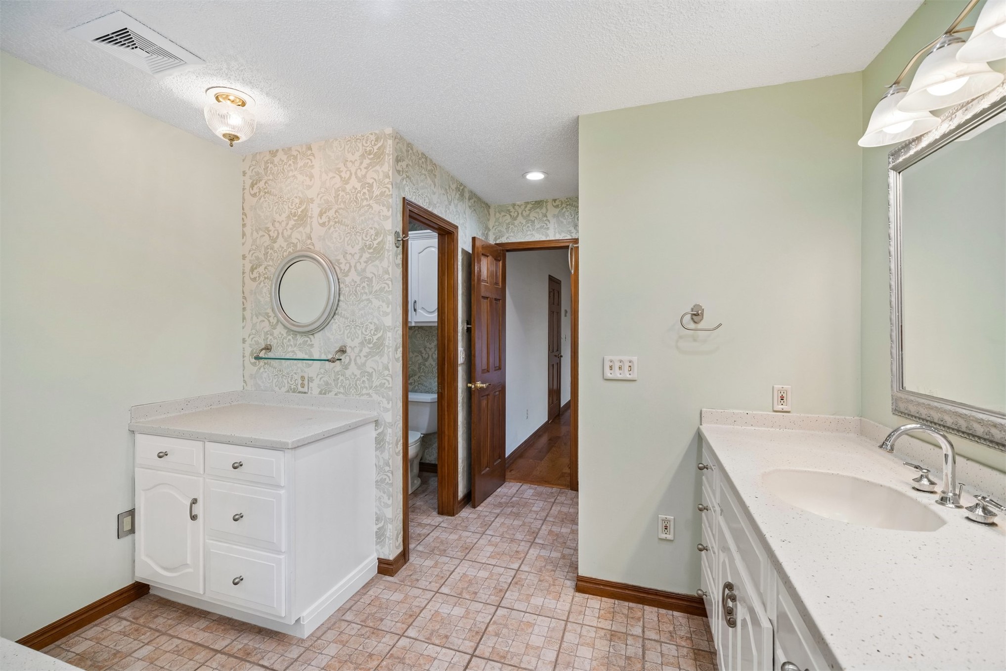 1505 Merlin Circle Property Photo 35