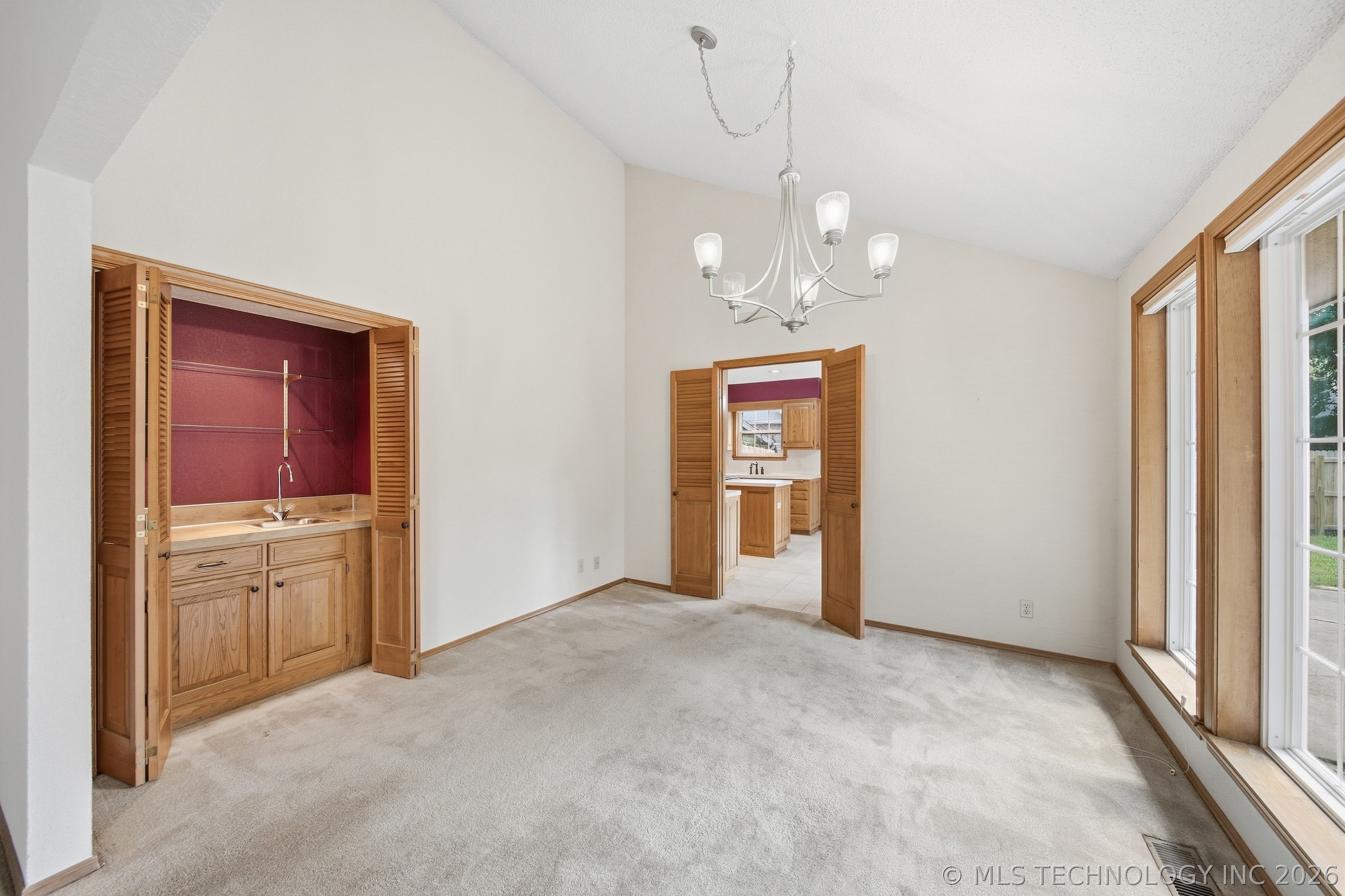 6206 E 78th Street Property Photo 9