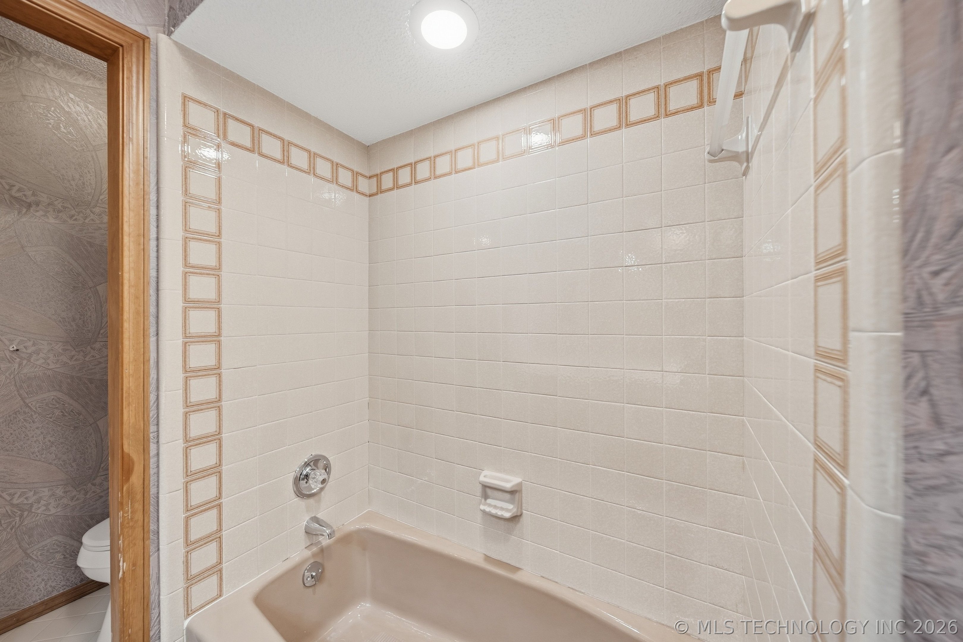 6206 E 78th Street Property Photo 21
