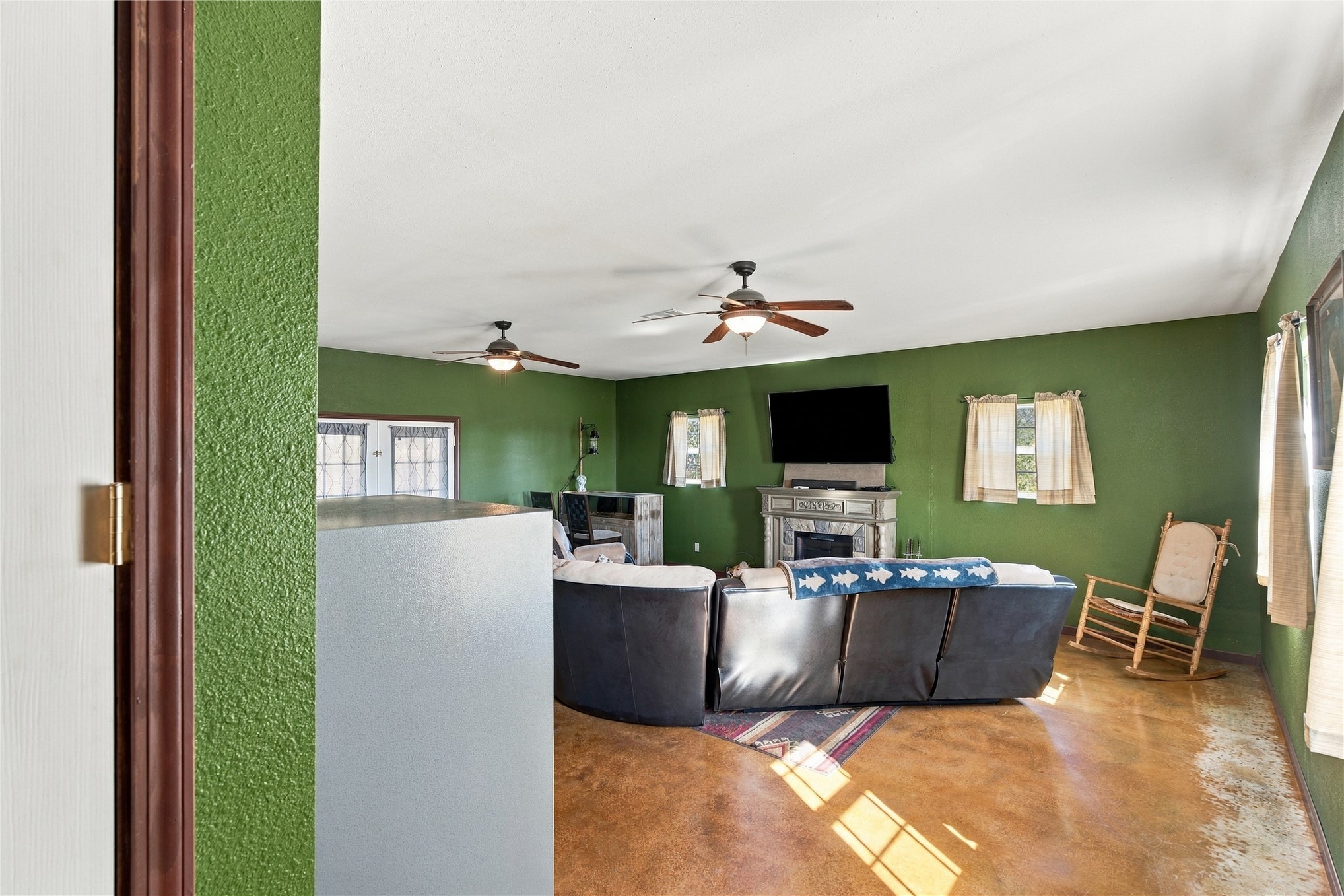 18206 Bethel Road Property Photo 5