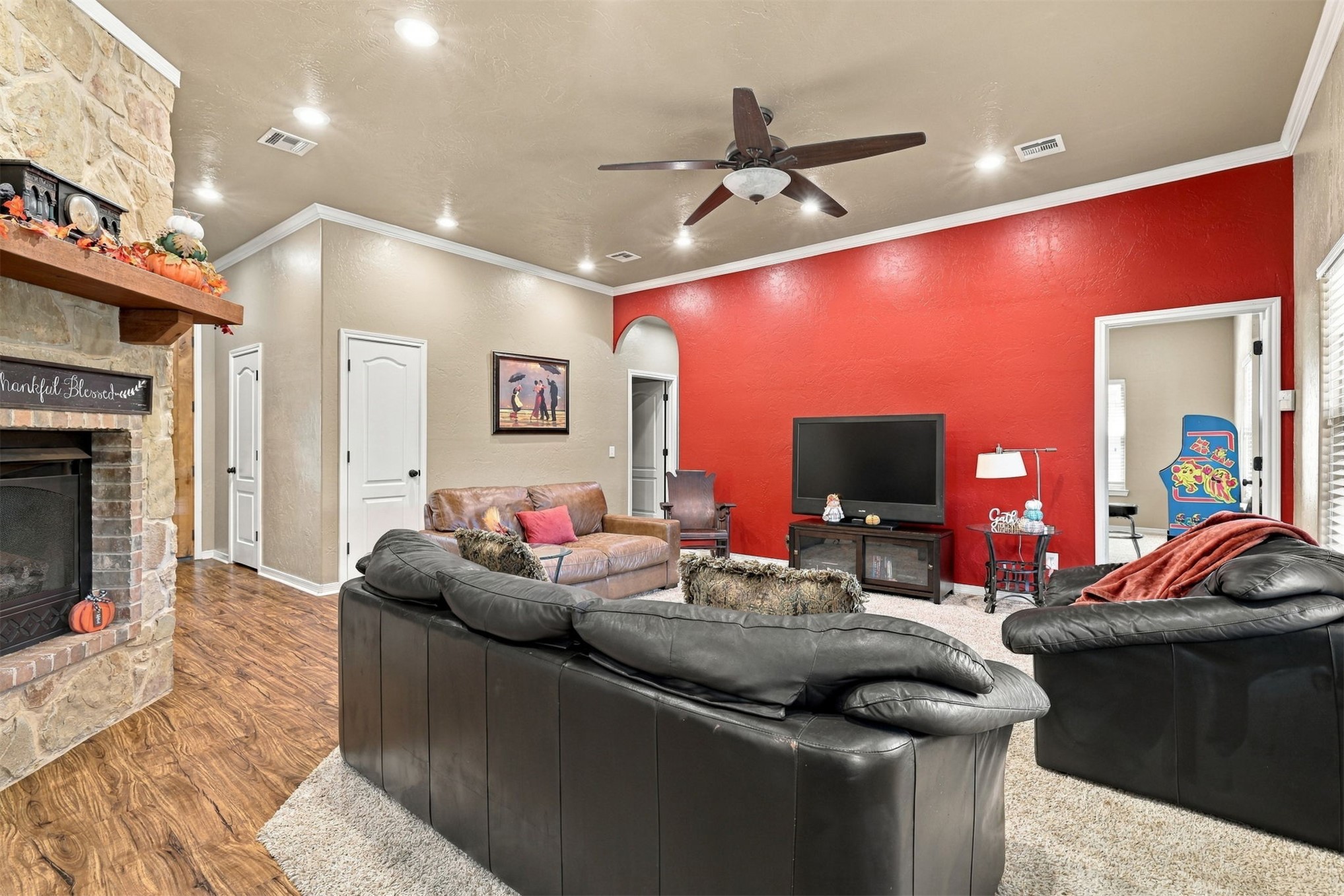2355 Bryan Property Photo 6