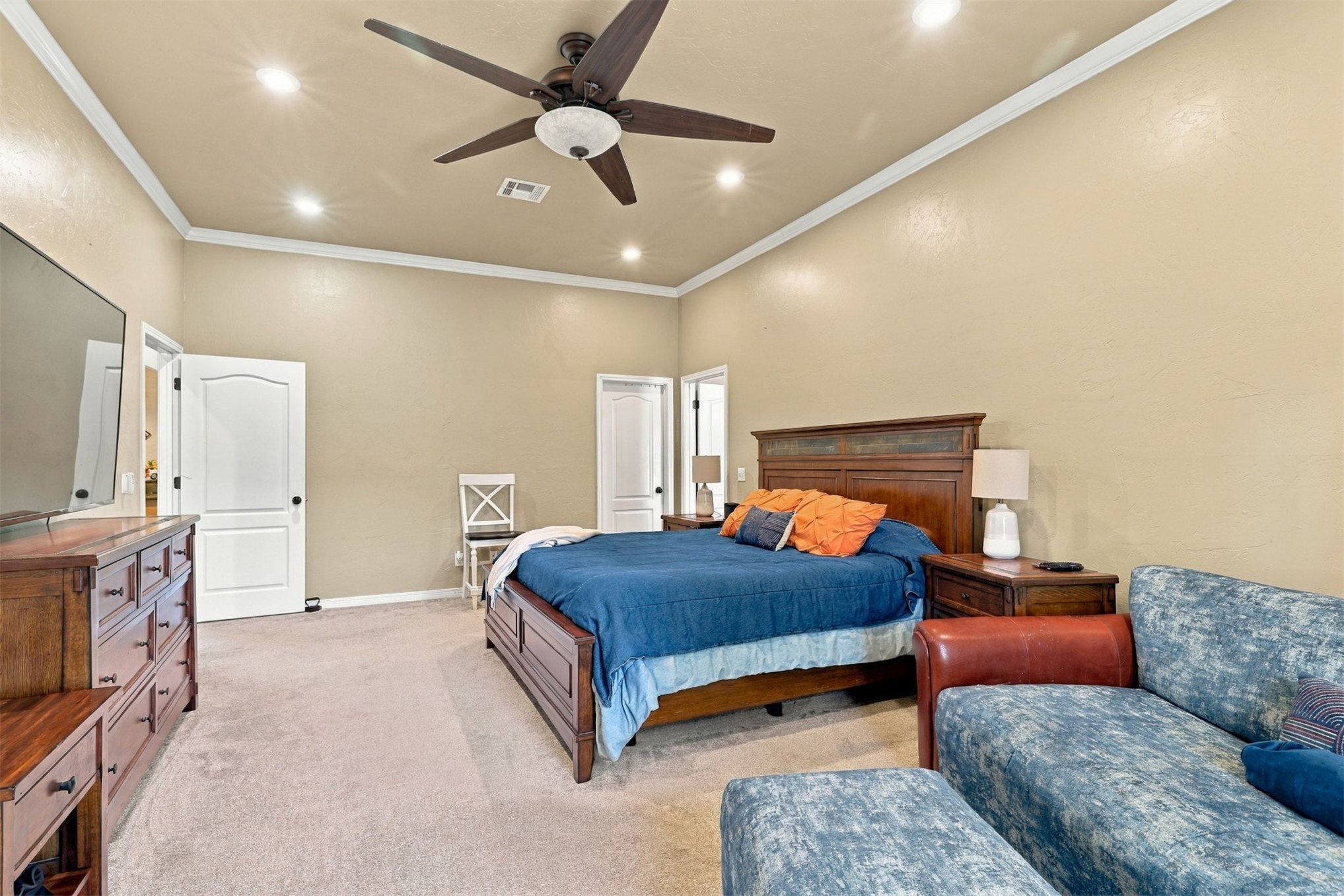 2355 Bryan Property Photo 14